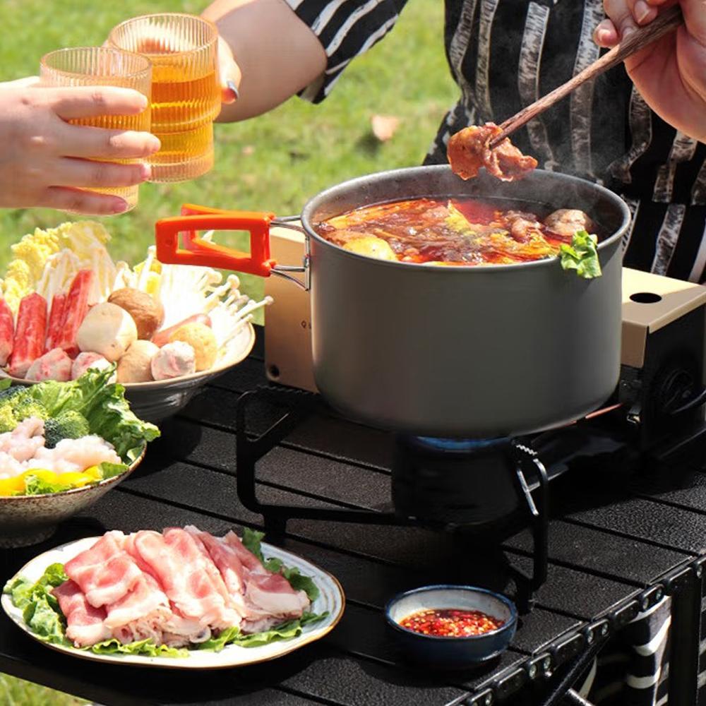 Folding Camping Cassette Stove Portable Windproof Camp Gases Burner Butane Stove 2600W with Piezo Ignition Carrying Bag