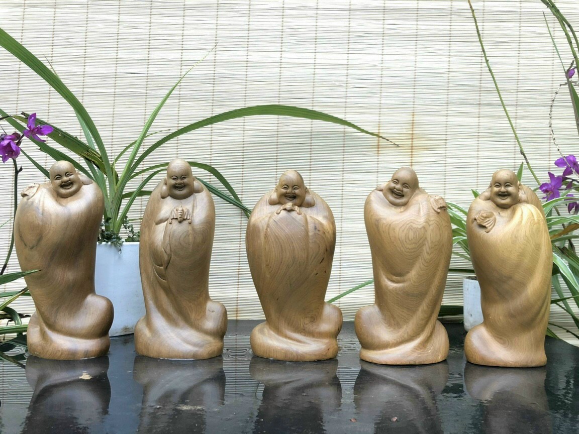 Bộ tượng phật ngũ phúc bằng gỗ bách xanh thơm nức kt 20×11×7cmnh kt cao 20×11×7cm