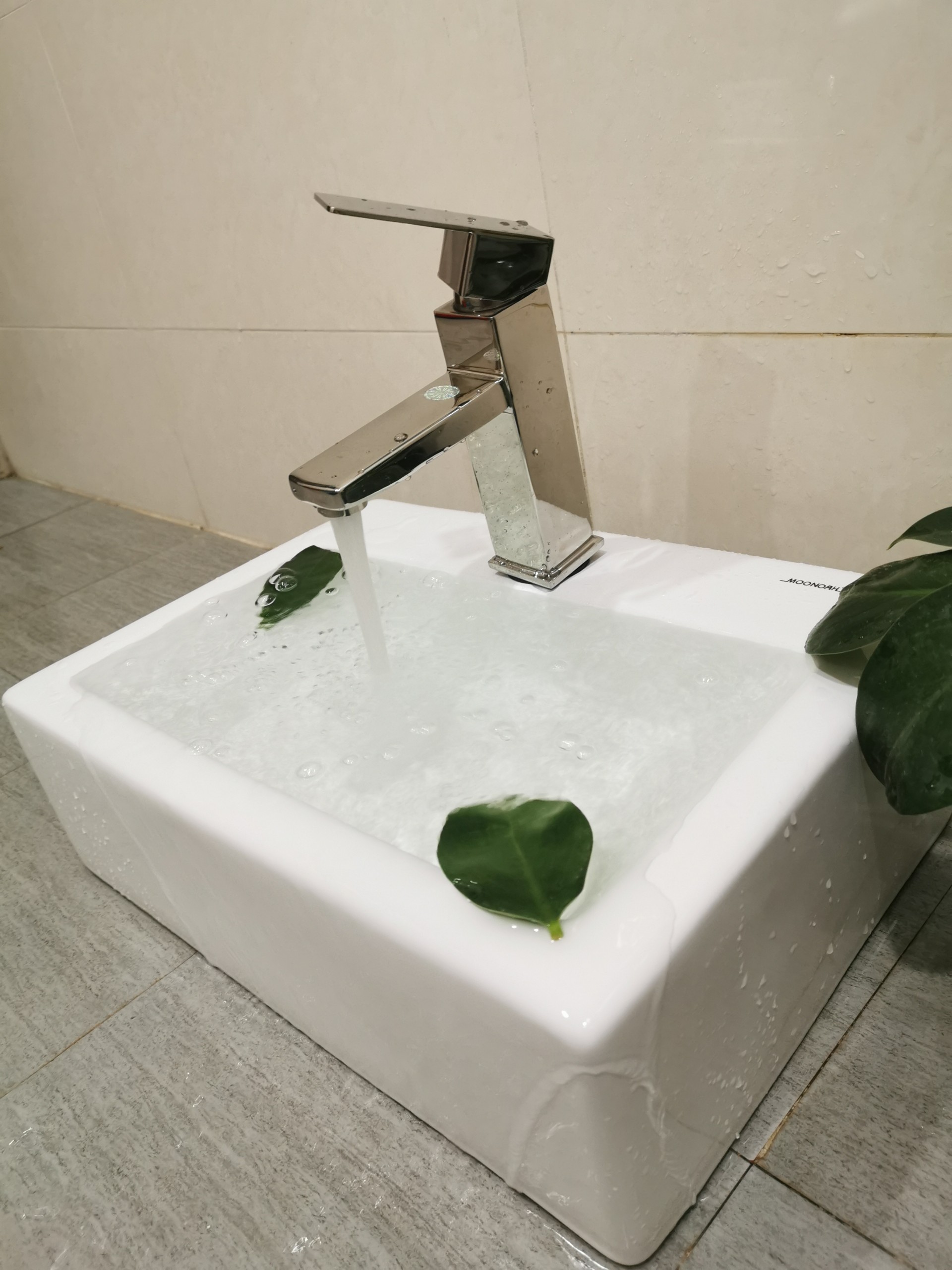 VÒI CHẬU RỦA MẶT INOX 304 BÓNG GƯƠNG FX-537VV