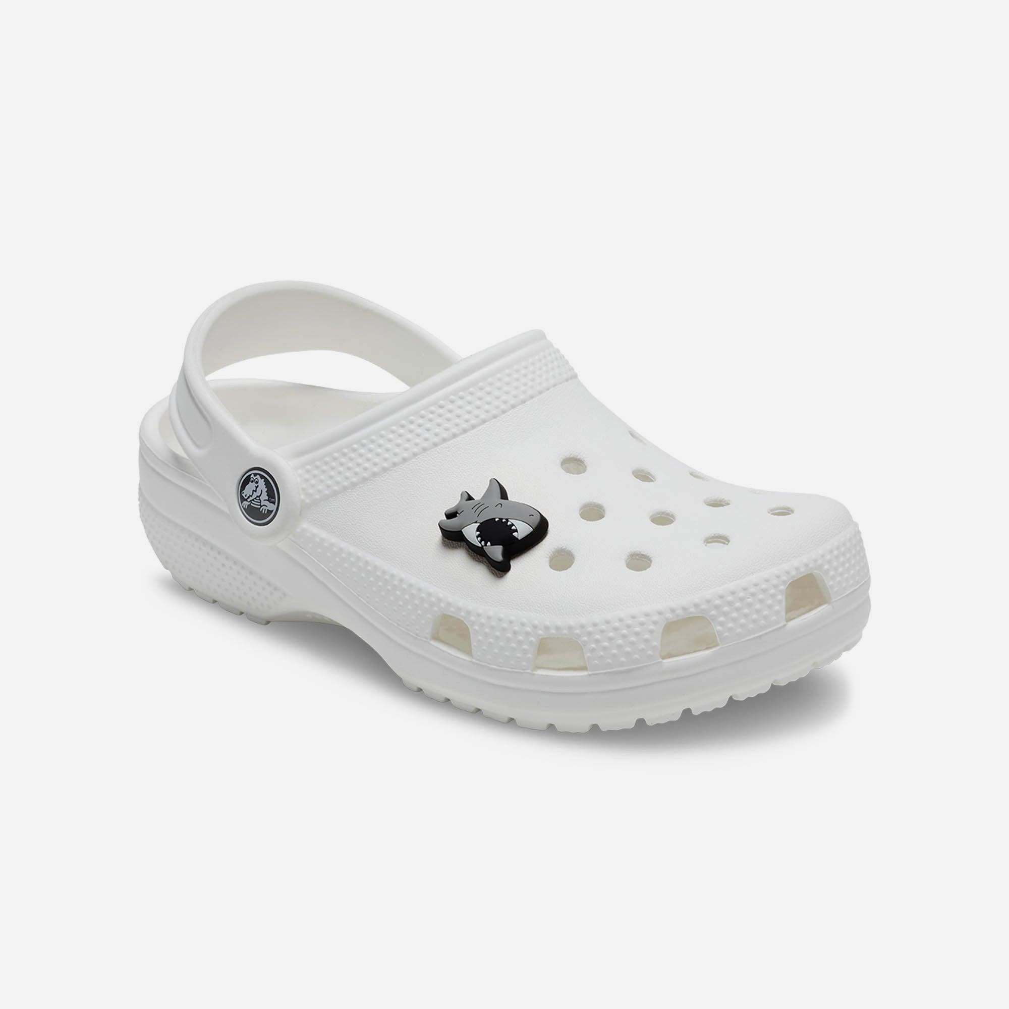 Huy hiệu jibbitz unisex Crocs Lil Shark