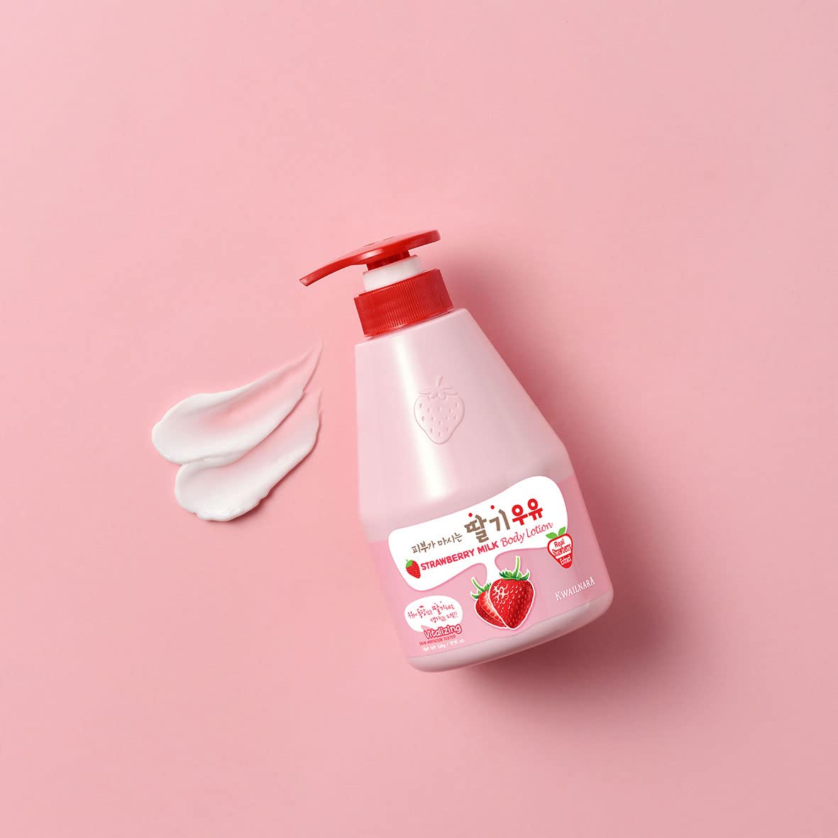 Sữa tắm lúa mạch dưỡng sáng da, dưỡng ẩm và mềm mịn Kwailnara Oat Milk Body Cleanser 560g