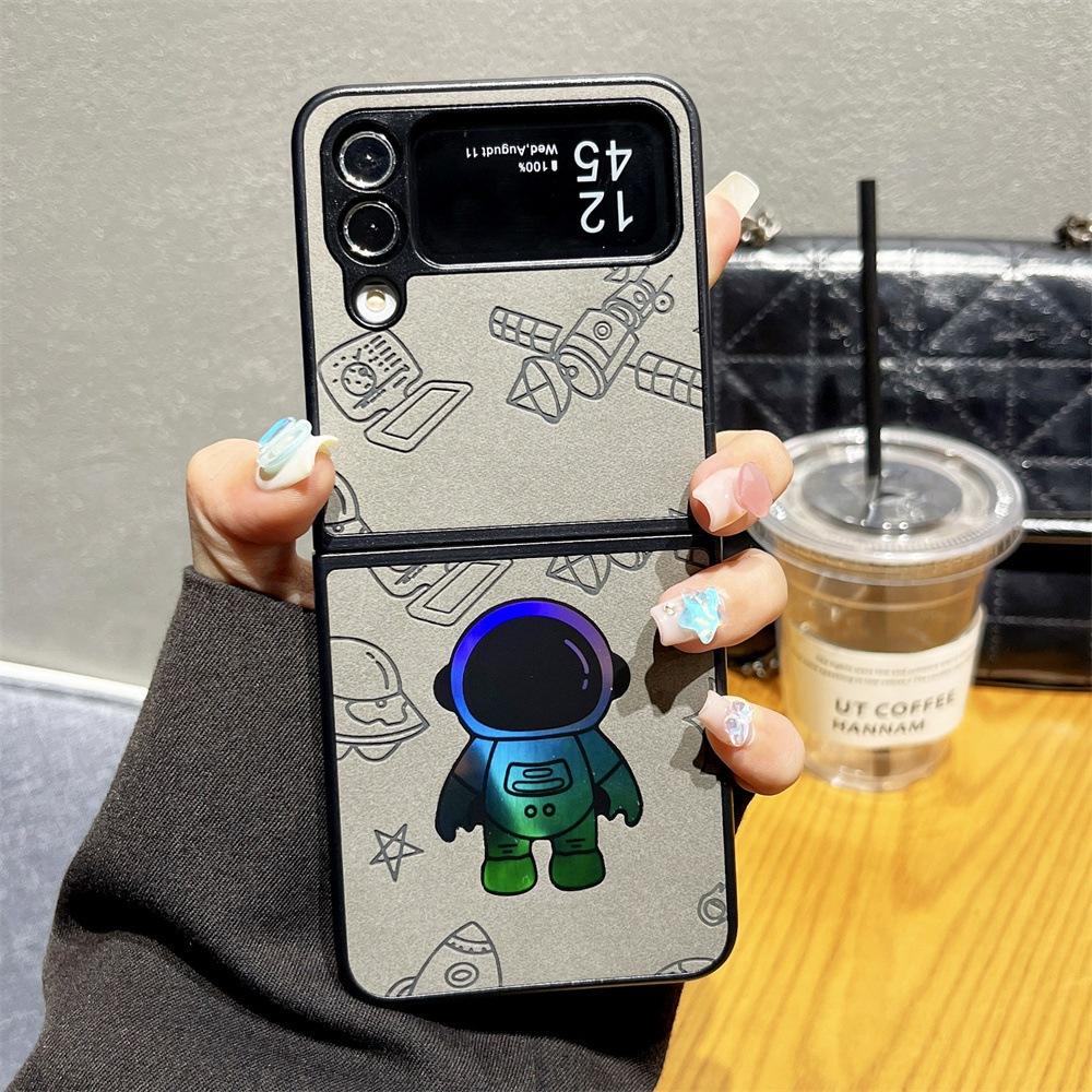 Ốp Lưng Da Astronauts Cho Samsung Galaxy Z Flip 5 / Z Flip 4 Khắc Laser - BUM STORE GALAXY CASE - XÁM TRẮNG, XÁM TRẮNG