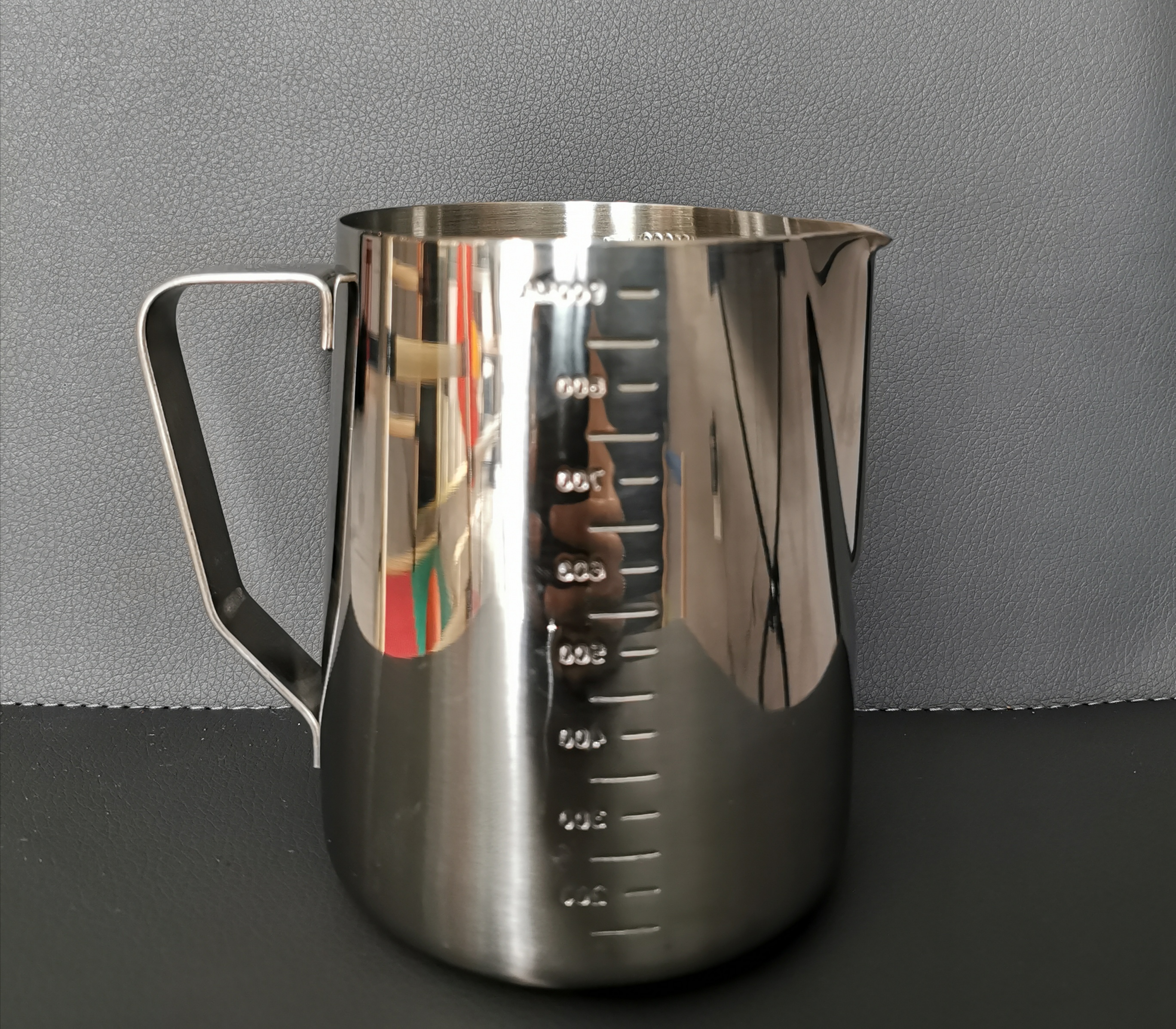 Ca Đánh Sữa Inox Có Vạch Chia