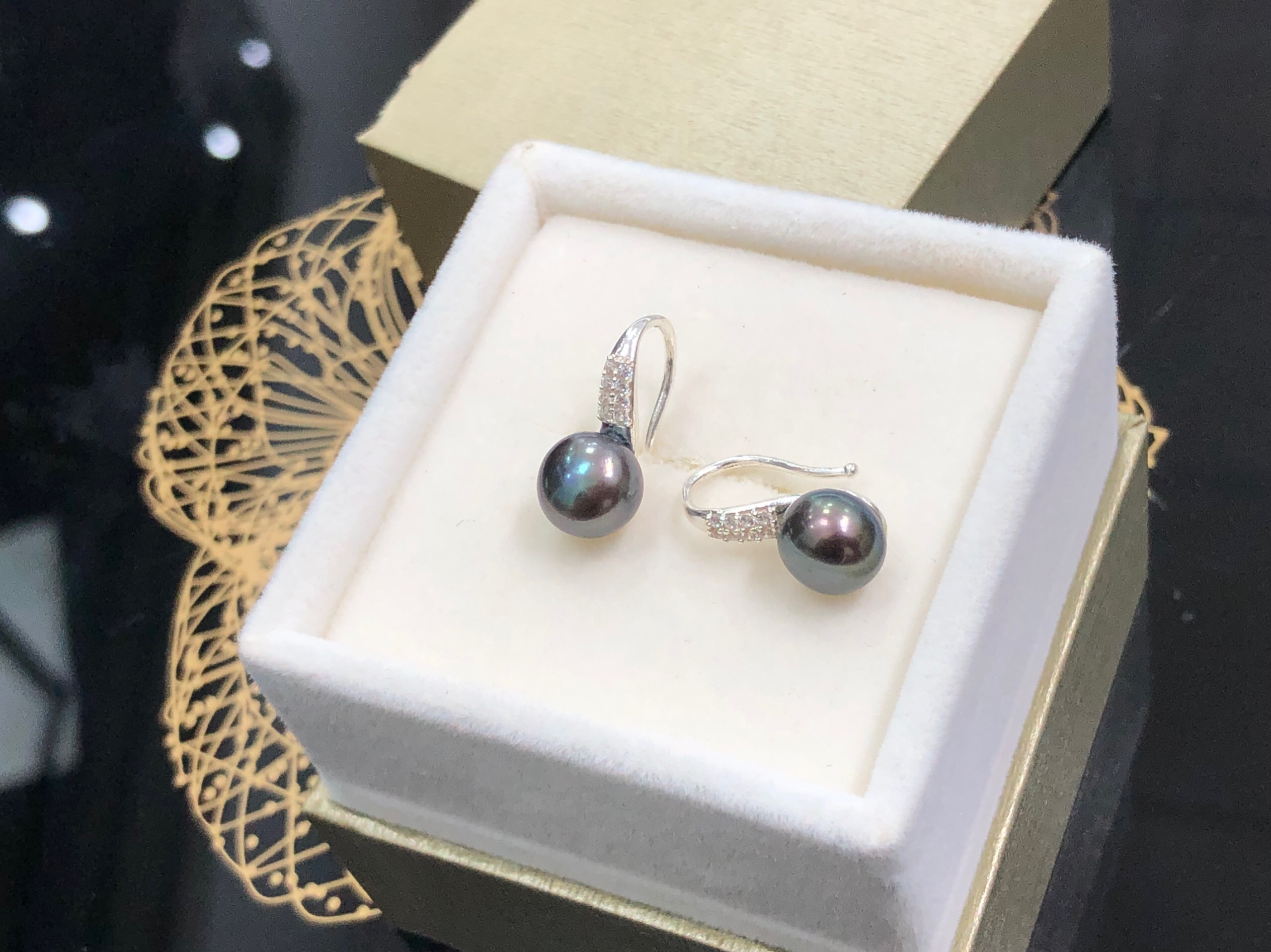 Hoa tai móc ngọc trai thật, kiểu cực sang trọng
