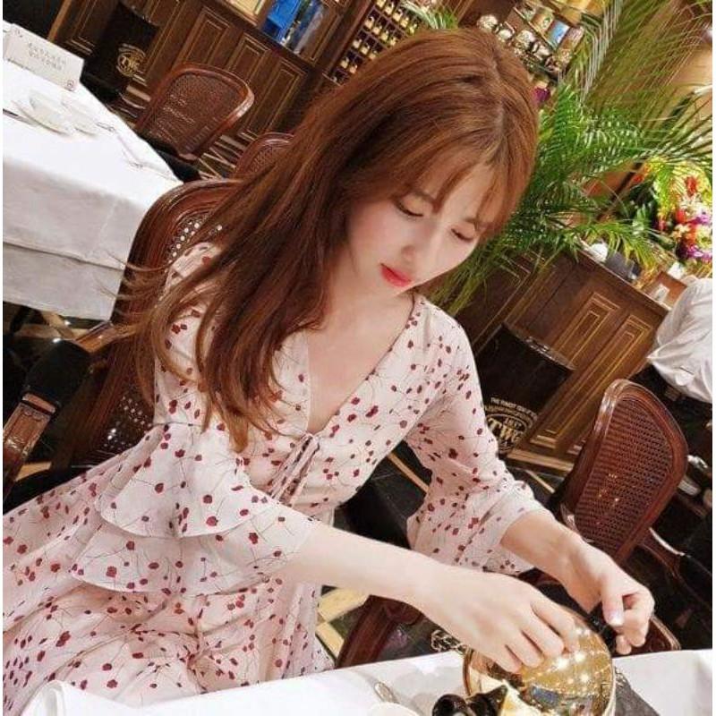 Đầm xòe voan họa tiết hoa nhí cách điệu form dang chuẩn thích hợp mặc dạo phố, đi làm hoặc dự tiệc