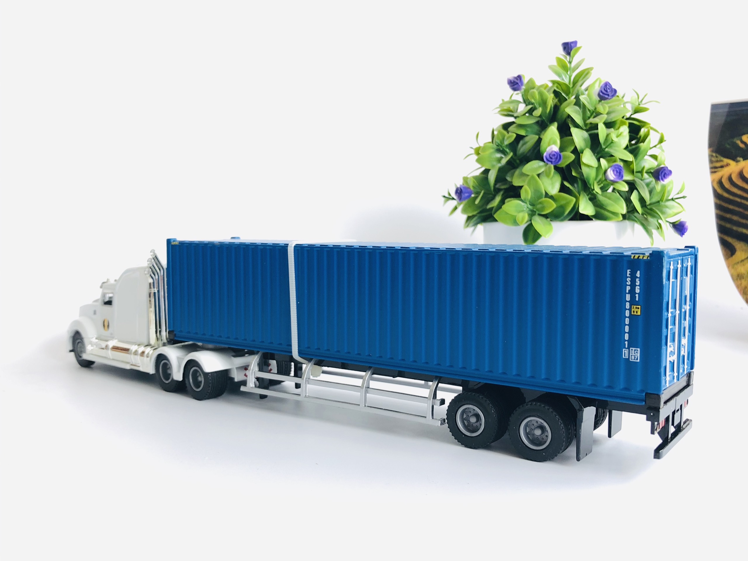 Mô hình đầu kéo container mỹ USA - XLG