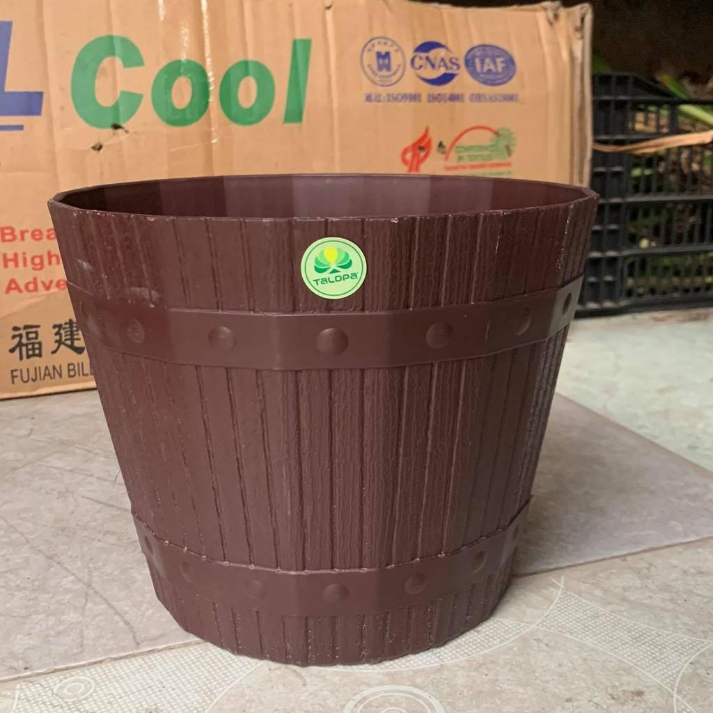 Chậu Nhựa Tròn Kiểu Dáng Thùng Gỗ, Chậu Để Bàn nâu đen