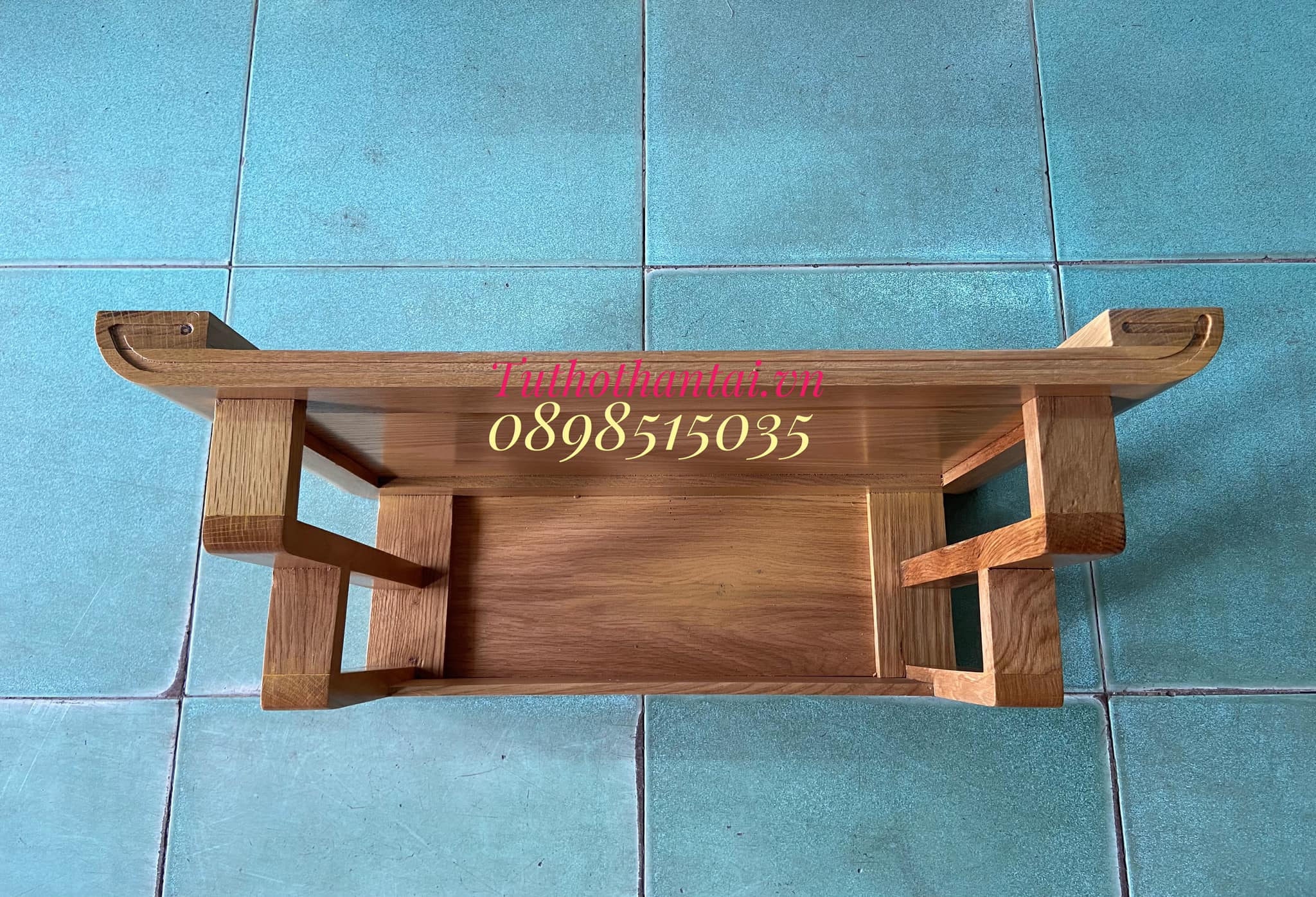 Bàn thờ treo tường gỗ Sồi mẫu hiện đại ngang 61cm, ngang 69cm