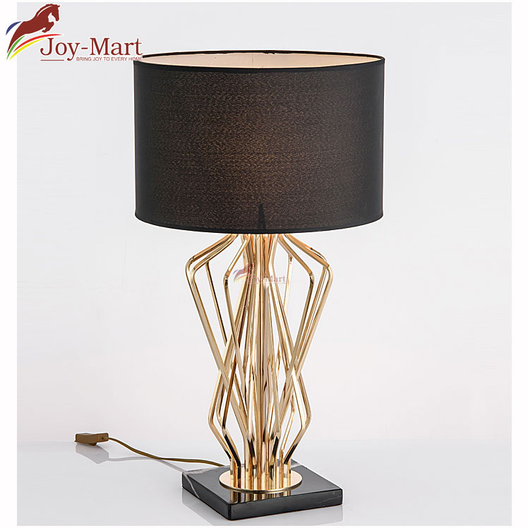Đèn Ngủ Để Bàn Phong Cách Vintage Hiện Đại, Thân Hợp Kim Mạ Vàng Sang Trọng, Chao Vải Đen, Tặng Kèm Bóng LED MB6108