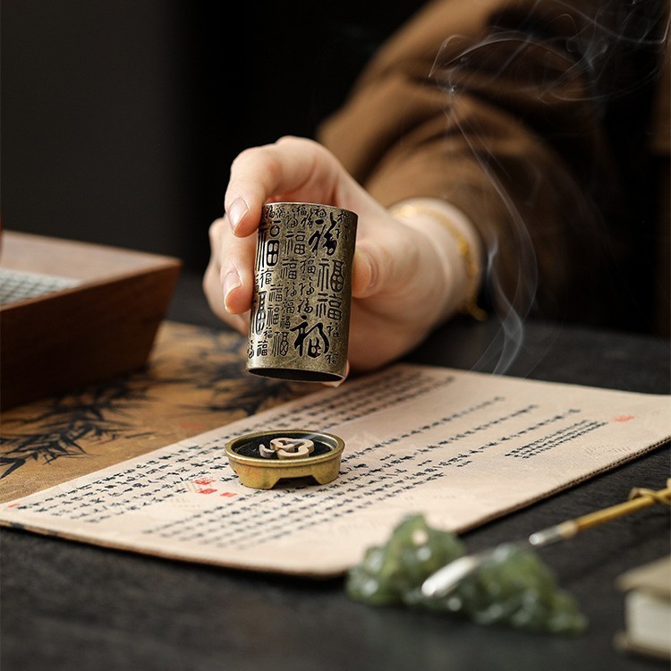 Lư Xông Trầm, Đốt Trầm Hương Khắc Họa Tiết Chữ Phúc