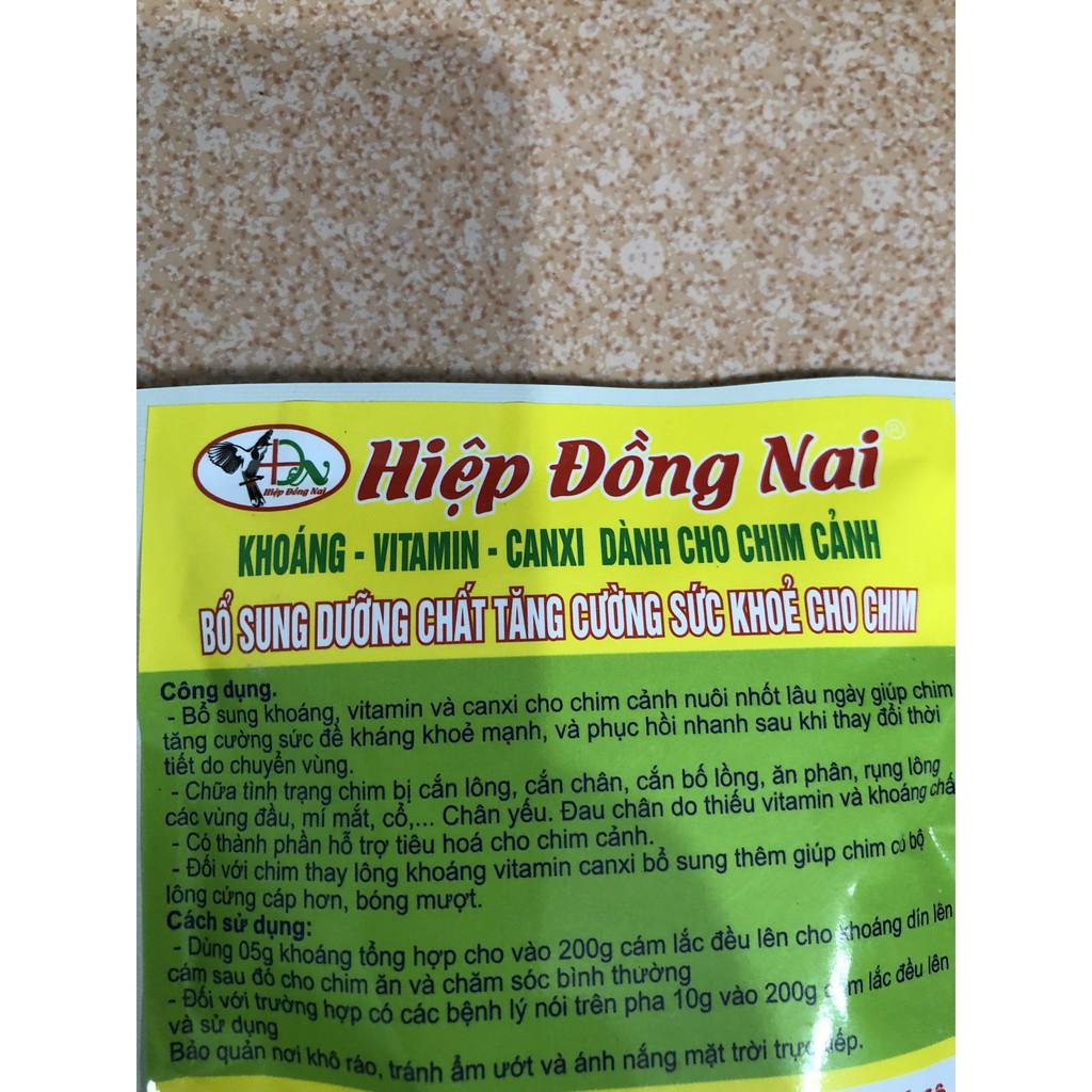 Khoáng vitamin canxi dành cho chim cảnh cao cấp thương hiệu Hiệp Đồng Nai gói 100g