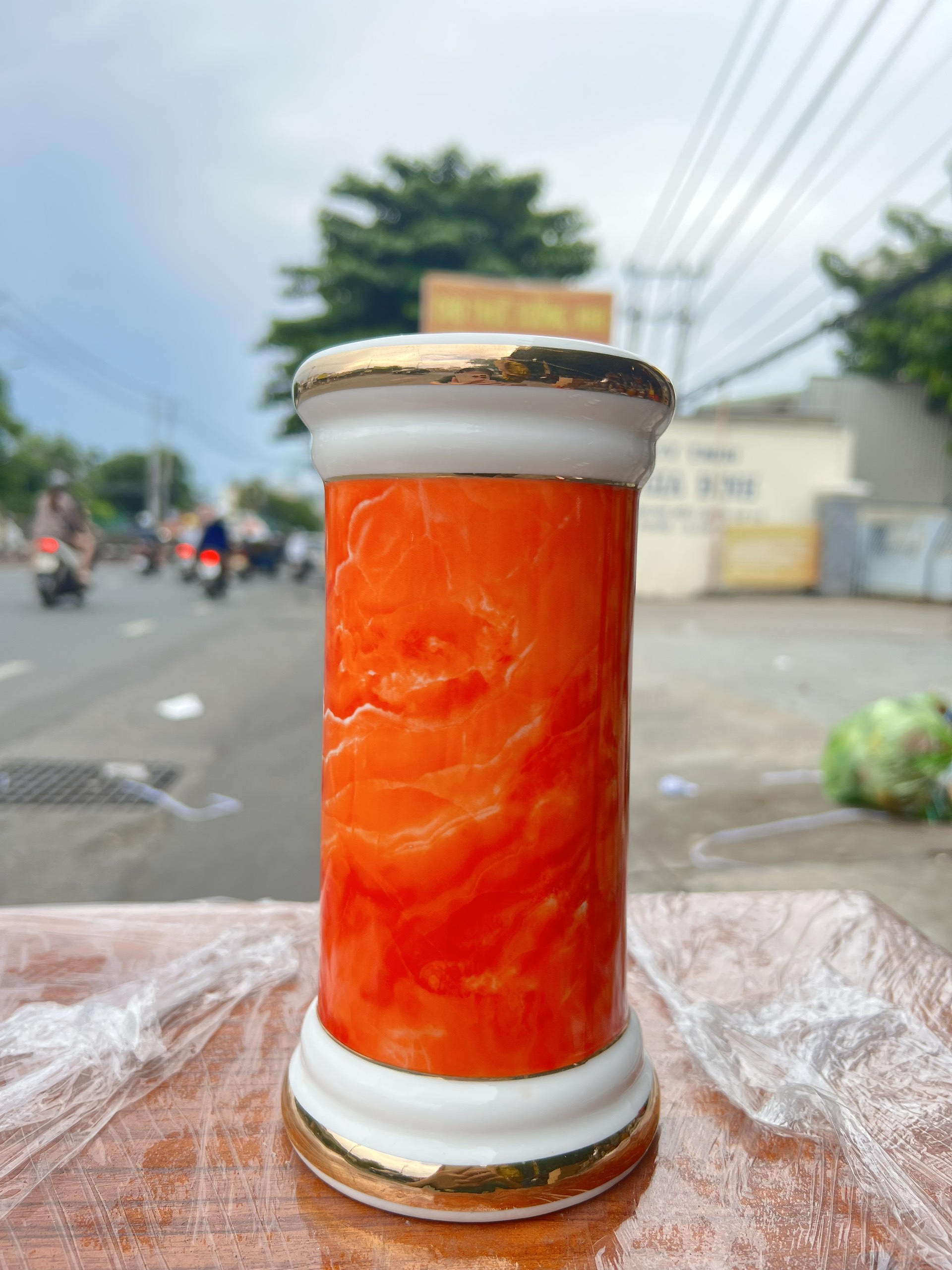 Ống đựng nhang họa tiết đá hoa cương cao 20cm