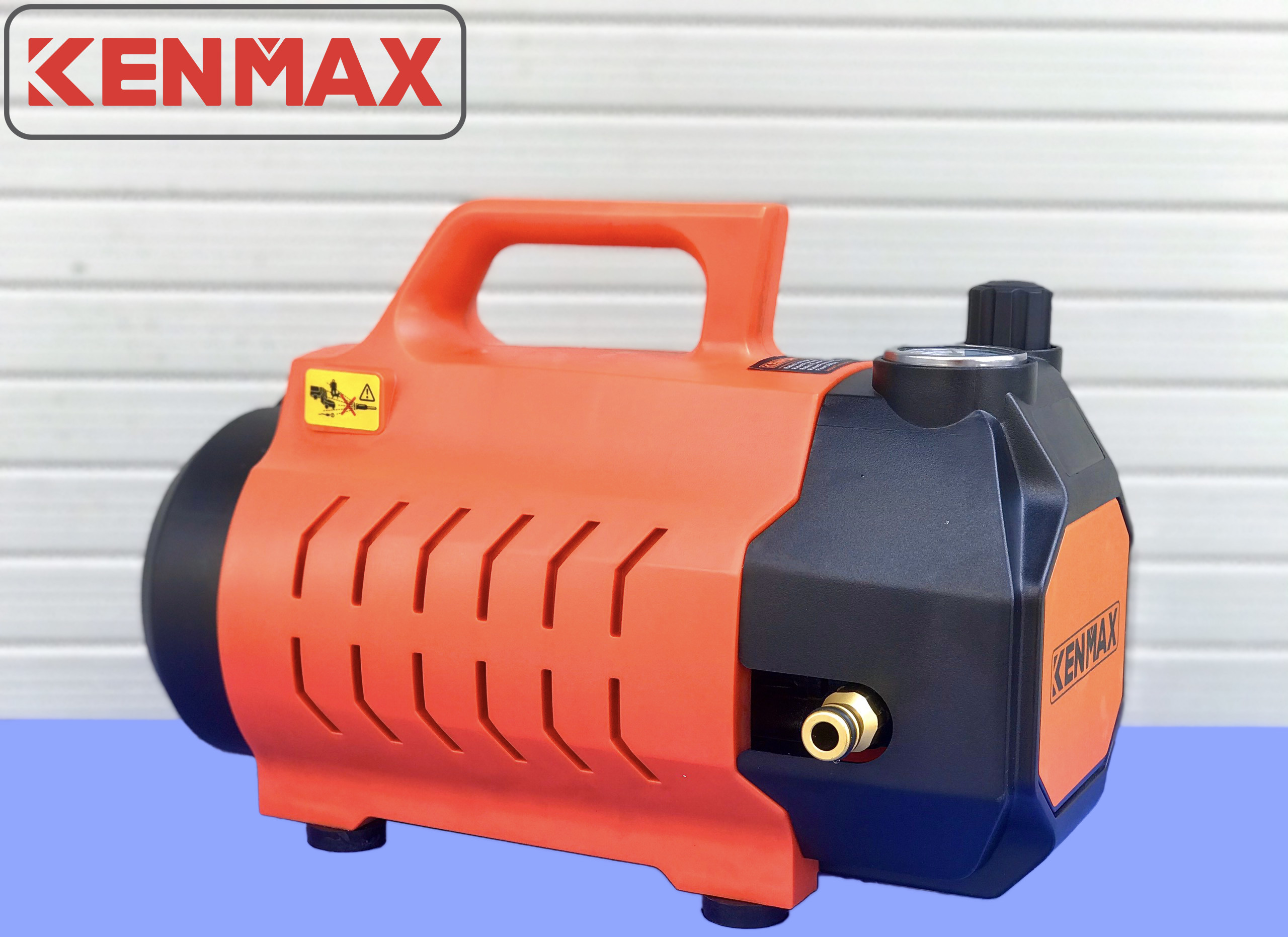 Máy xịt rửa xe cao cấp có điều chỉnh áp KENMAX KM230 2000W, hàng chính hãng