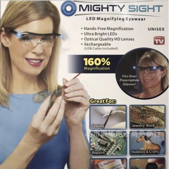 Kính phóng đại 160% LED Sạc USA Mighty Sight