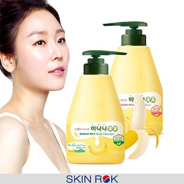 Sữa tắm thảo dược sữa và tinh chất chuối Welcos banana milk body cleanser 560g