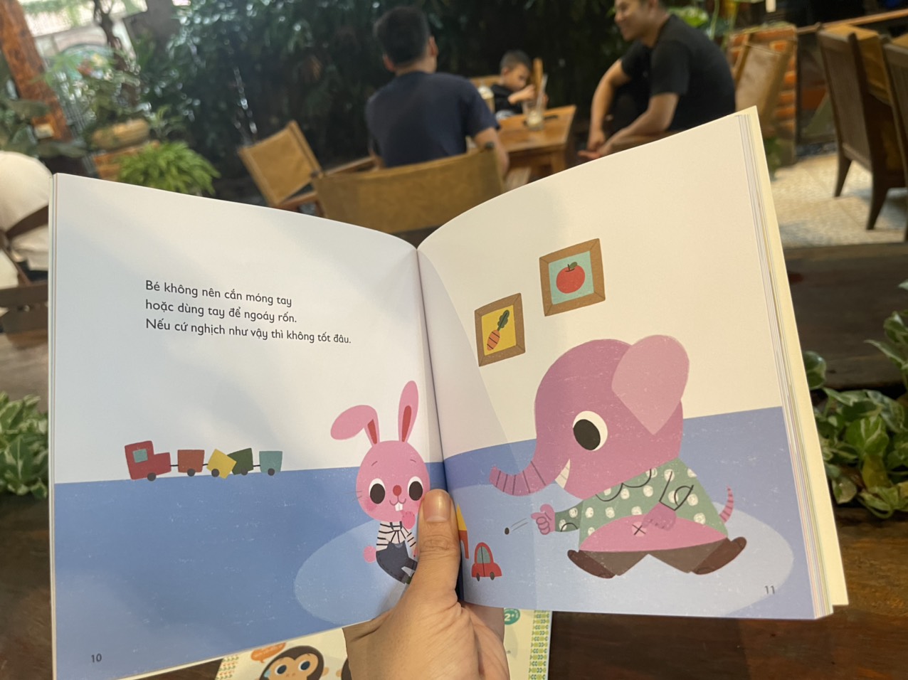 QUY TẮC BÉ NGOAN – BÉ YÊU ĐI NHÀ TRẺ - BÉ YÊU LUÔN AN TOÀN – BÉ YÊU NÓI ĐIỀU HAY – BÉ YÊU NGOAN MỖI NGÀY- BÉ YÊU NÓI ĐIỀU HAY- Kwon Joo Won – Hà Hương & Vũ Hưng dịch - Thái Hà - NXB Hà Nội