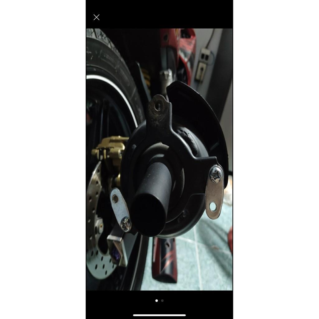 Ốp pô và chụp đích pô xe exciter 150 mẫu mới màu đen bóng