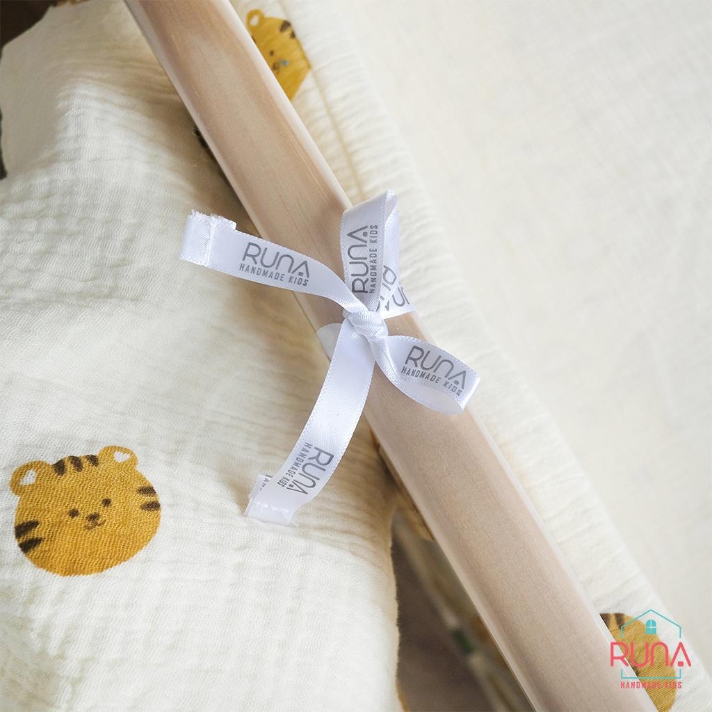 Bộ 4 tấm quây cũi cho be RUNA KIDS chất liệu muslin cao cấp mềm mại thoáng khí thấm hút mồ hôi họa tiết hổ con đáng yêu