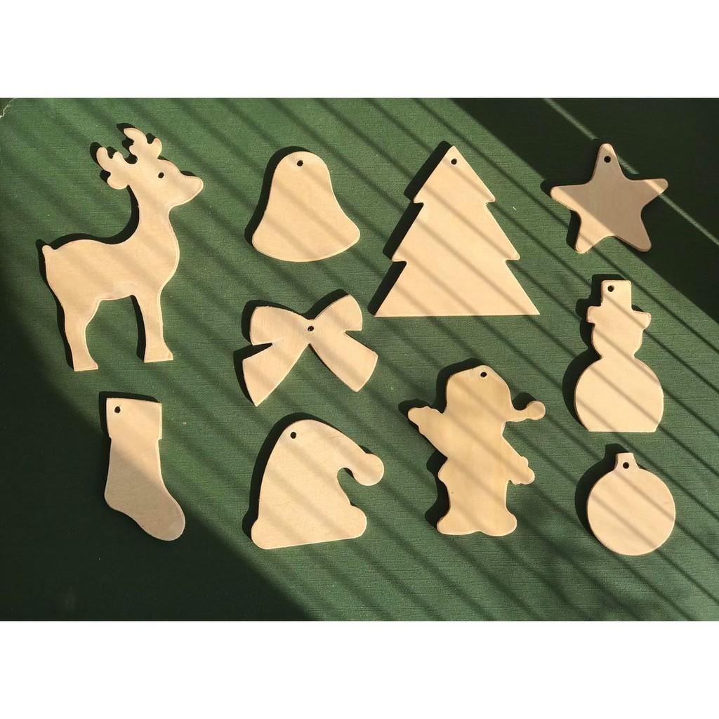 Bộ 10 Chi Tiết Đồ chơi cho bé - gỗ tô màu sáng tạo tăng trí tưởng tượng ( Tặng Bộ Màu Nước Kèm Cọ Vẽ )