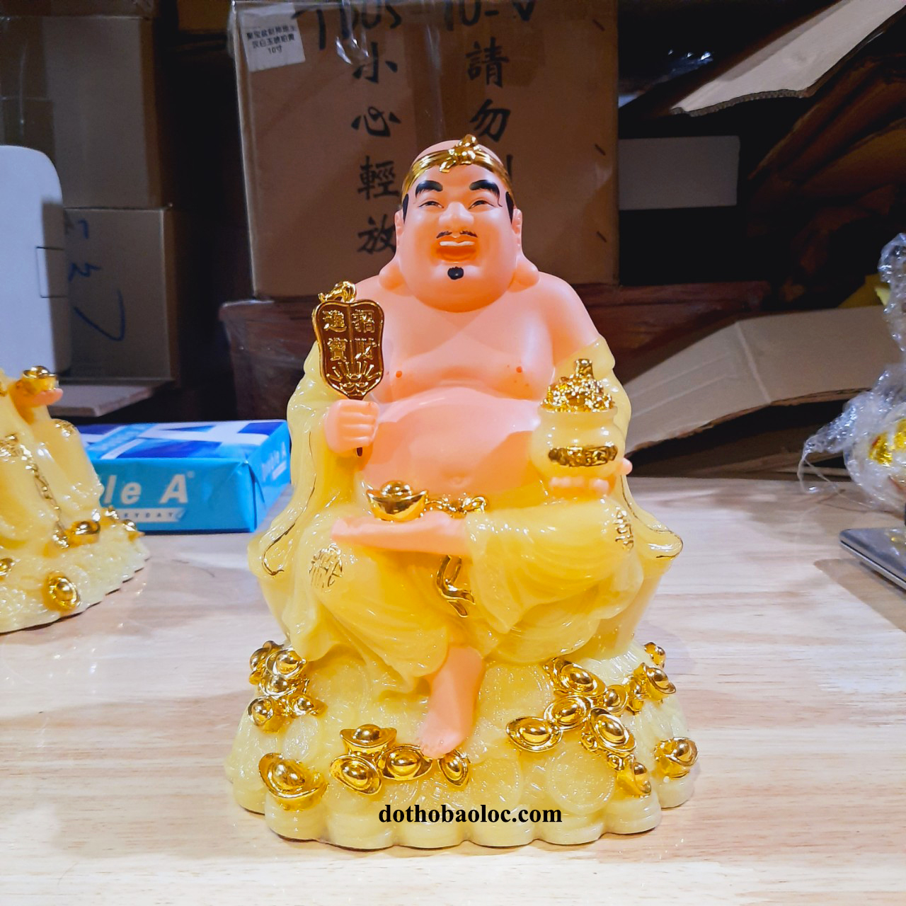 Cặp tượng thần tài ông địa đá cao cấp nhập khẩu Đài Loan màu vàng cao 21cm