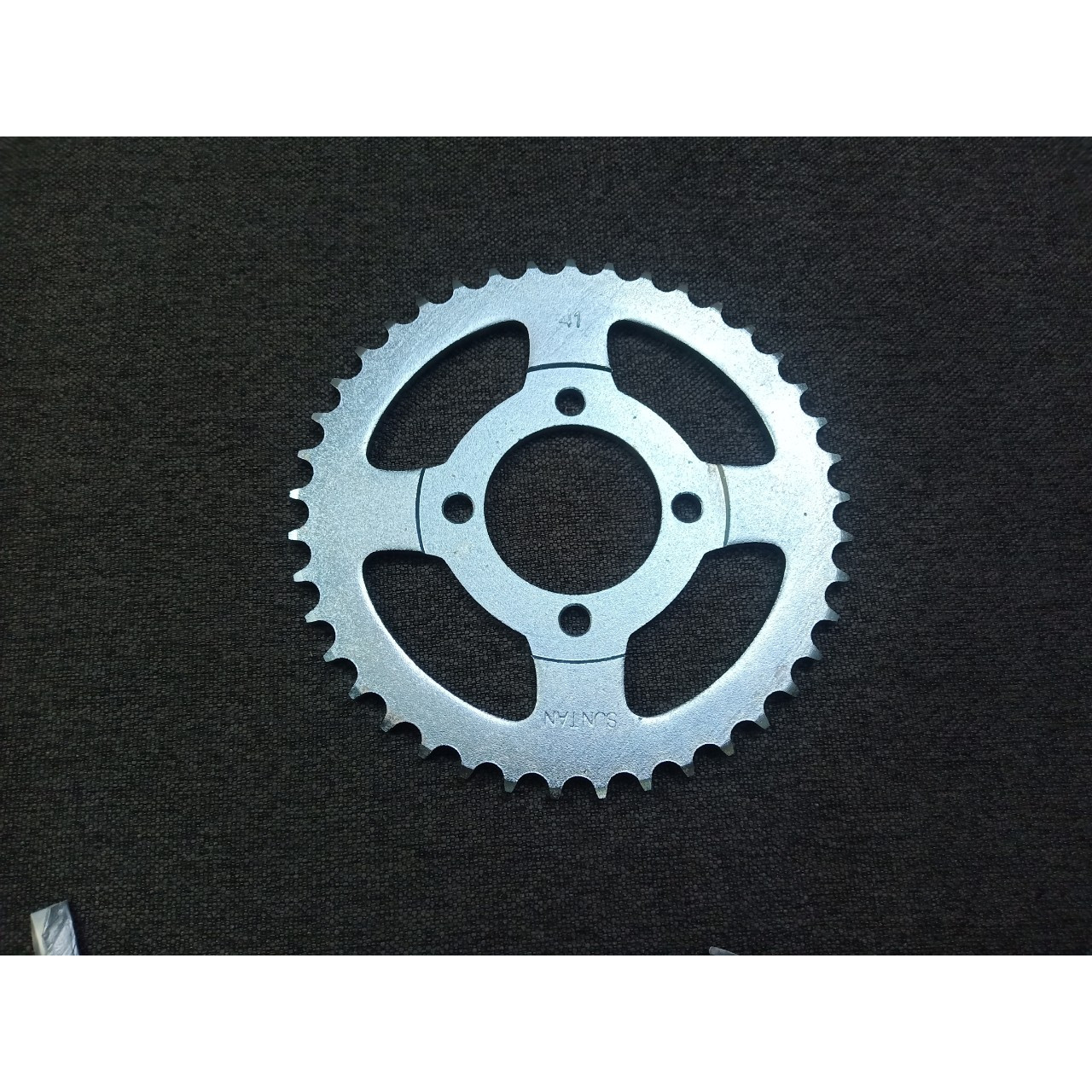 Dĩa tải cho xe drem 39. 40. 41. răng tặng 1 cặp bao tay xe máy