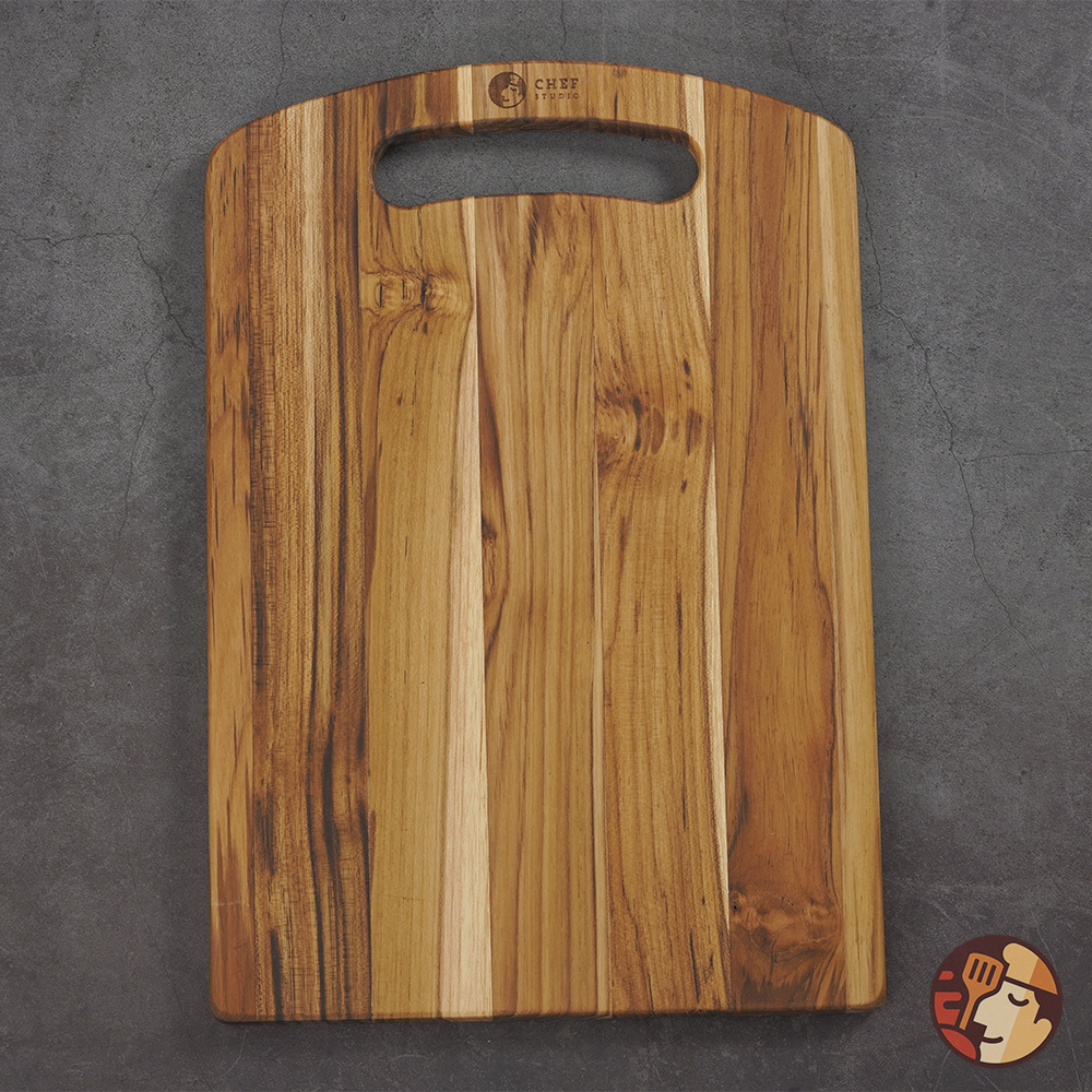 Thớt gỗ Teak Chef Studio cao cấp hình chữ nhật bo đầu oval, có tay nắm, dùng cho cắt thái và trang trí
