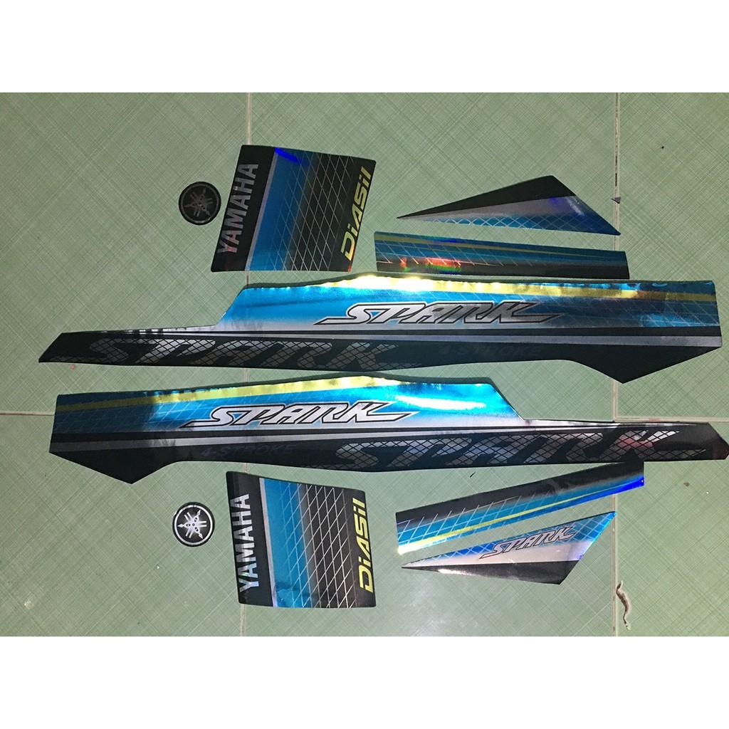Tem sirius 110 spark xanh ngọc đen crom