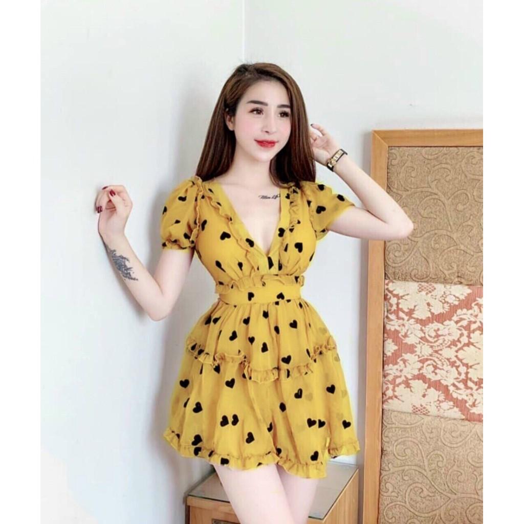 Đầm xòe họa tiết trái tim nhún bèo, cổ xẻ chữ V, tay phồng siêu xinh
