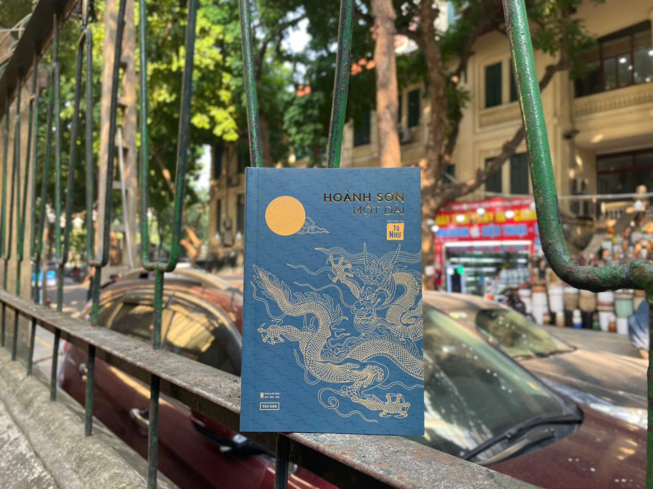 Hoành Sơn Một Dải