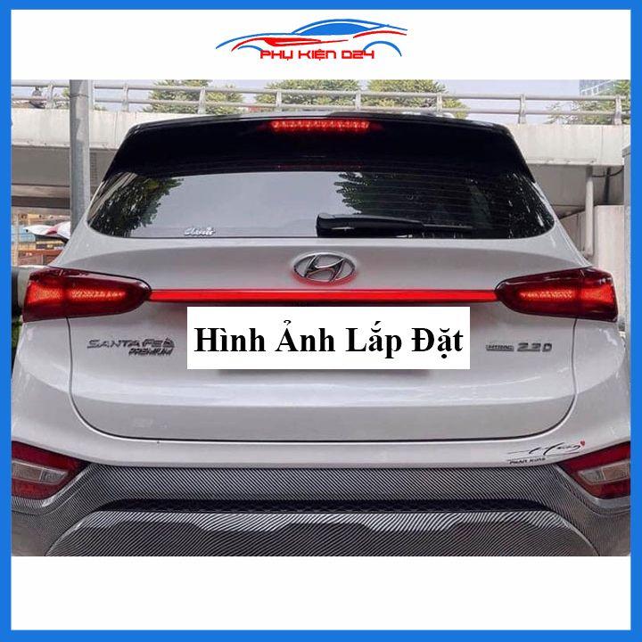 Ốp tay cốp sau có đèn led Santafe 2019-2020-2021 ánh sáng đỏ trang trí xe