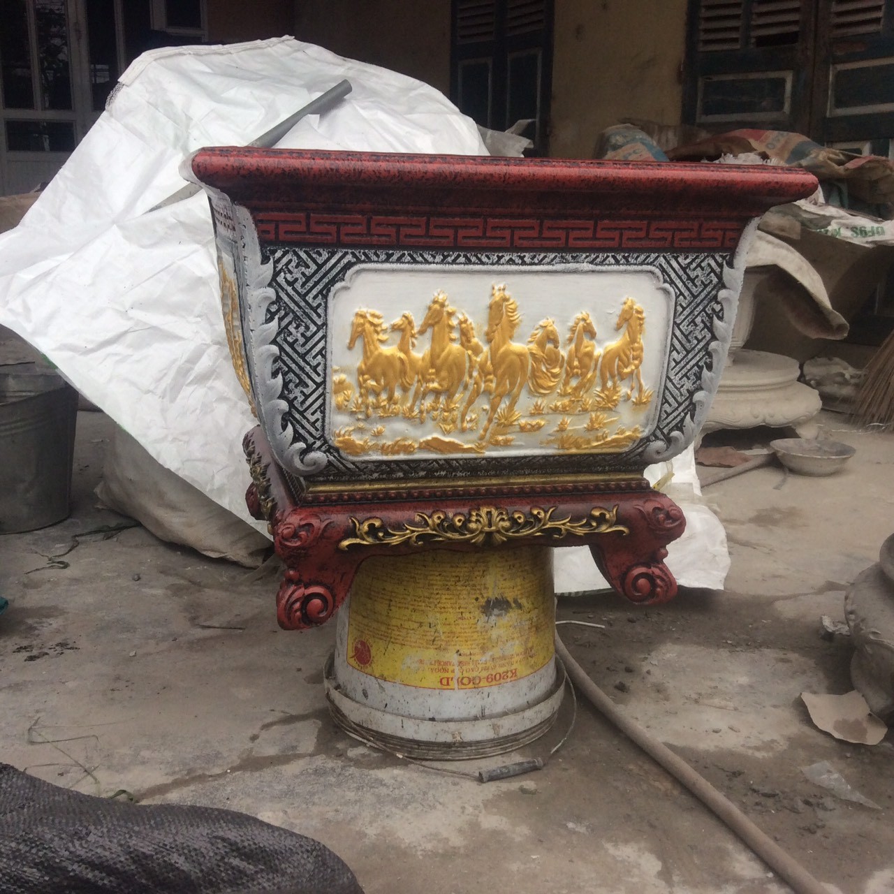 Khuôn Chậu Vuông 60 Chân Liền