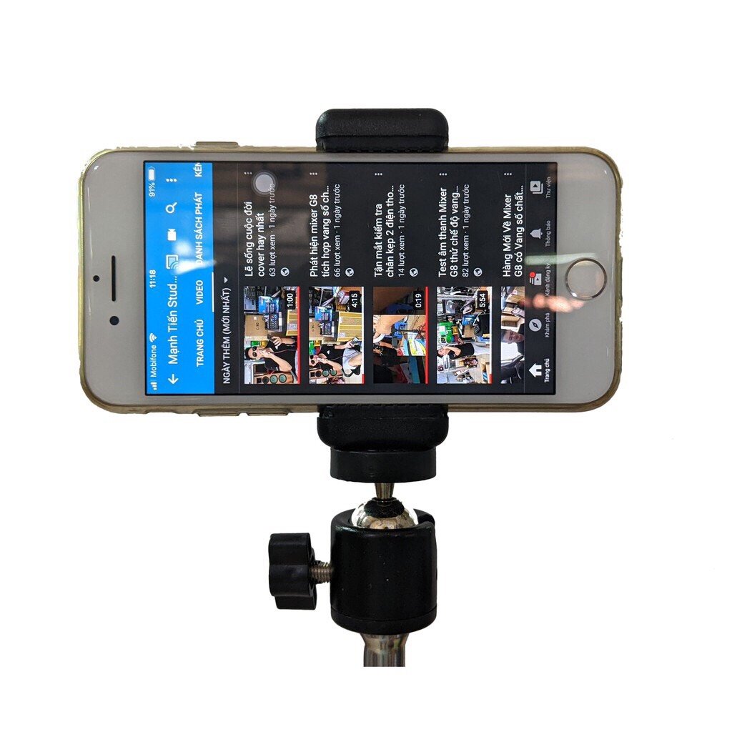 Chân tripod quay TIKTOK, chụp ảnh, livestream chuyên nghiệp - Kèm kẹp điện thoại điều chỉnh 360 - Chiều cao từ 60cm đến 2m - Thiết kế chắc chắn, cứng cáp - Gấp gọn tiện dụng - Tặng remote bluetooth chụp ảnh từ xa - Hàng nhập khẩu