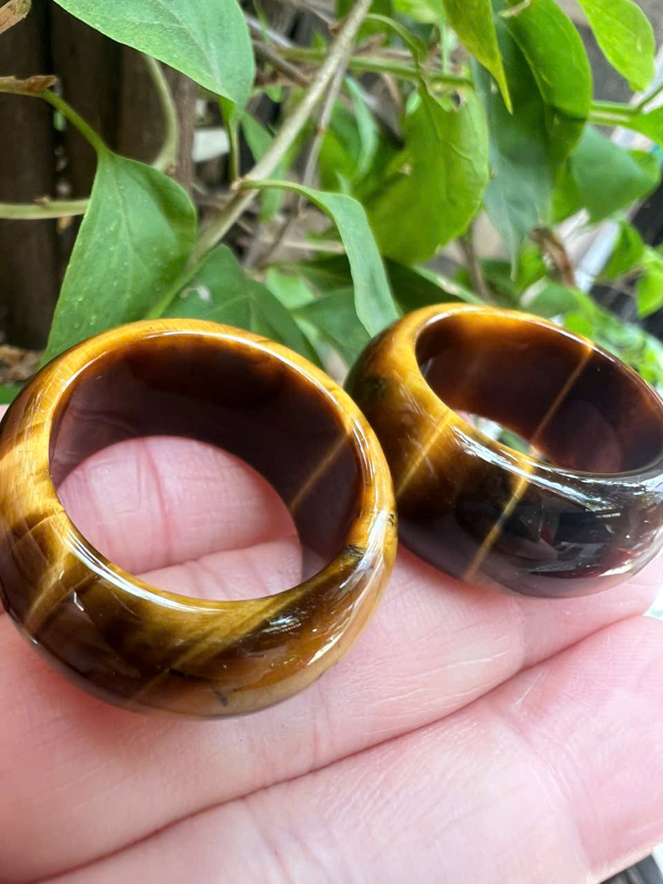 Nhẫn Nam Đá Mắt Hổ Vàng Nâu Tiger Eyes Tự Nhiên đậm bóng đẹp mới Ni 19mm Cao 12mm dầy 4mm nam mệnh Kim mệnh Thổ mệnh Thủy đeo ni 19mm rẻ đẹp ạ