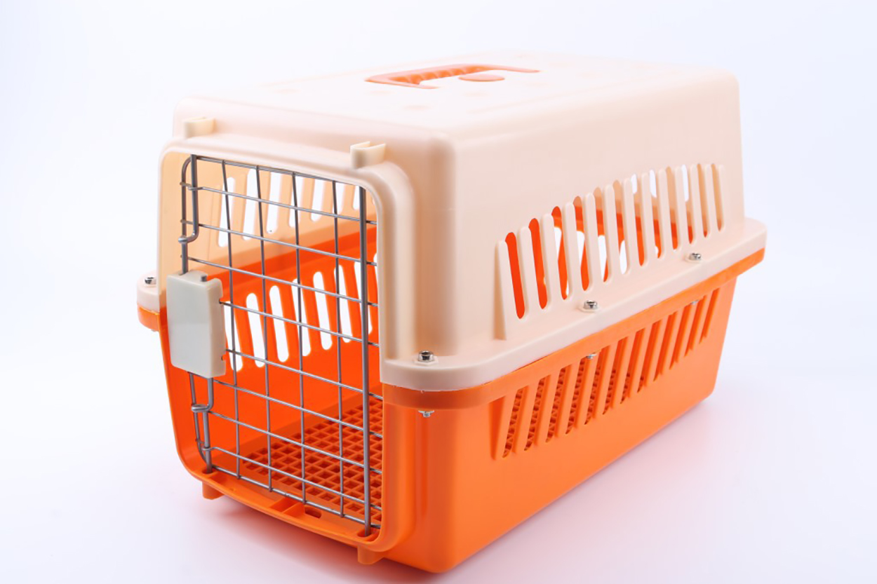 Hình ảnh Lồng vận chuyển hàng không đây đủ phụ kiện cho thú cưng - Genyo pet carrier 003 (màu ngẫu nhiên)