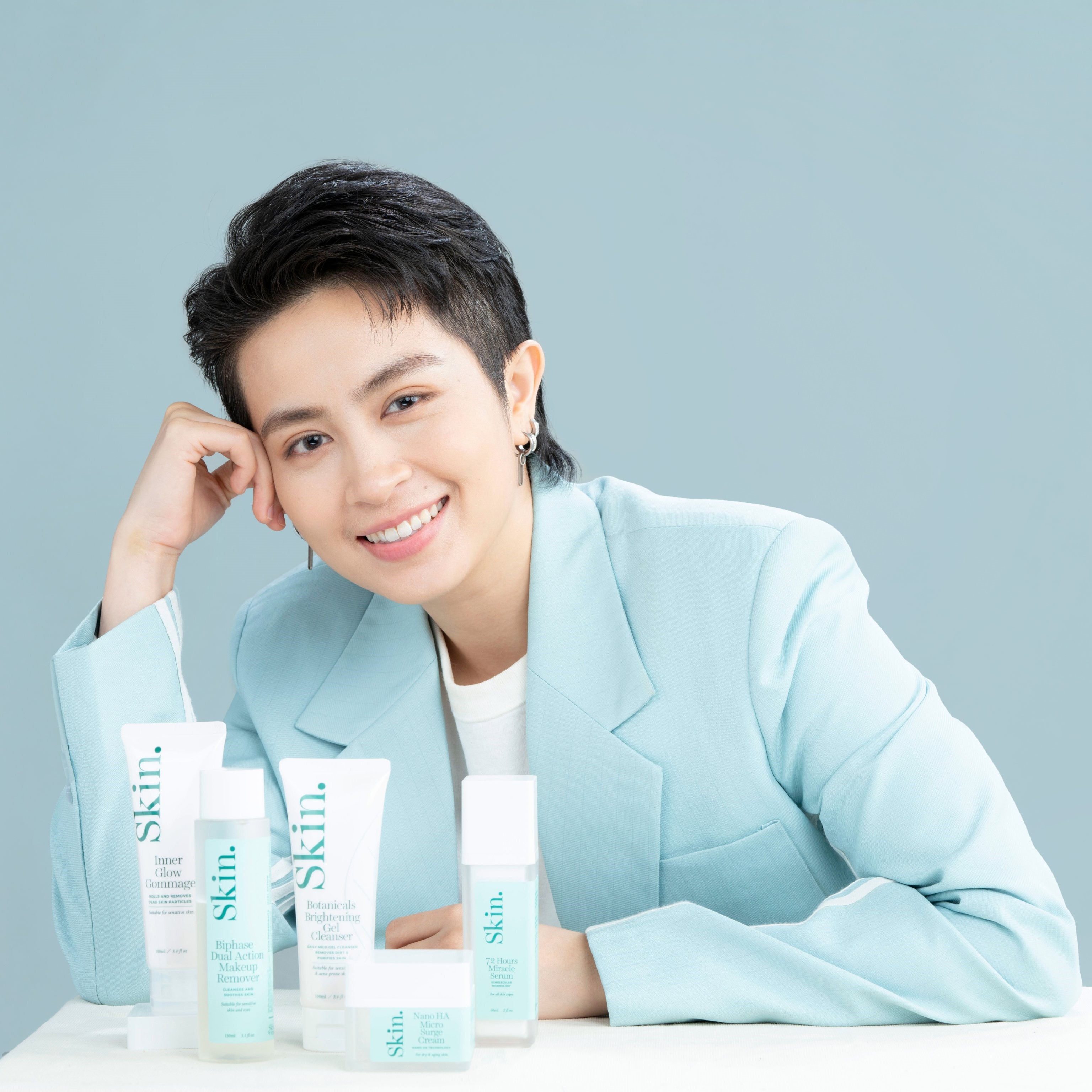 Bộ 02 sản phẩm Tẩy tế bào chết và Sữa rửa mặt làm sạch da chuyên sâu Skin by VITA dành cho mọi loại da