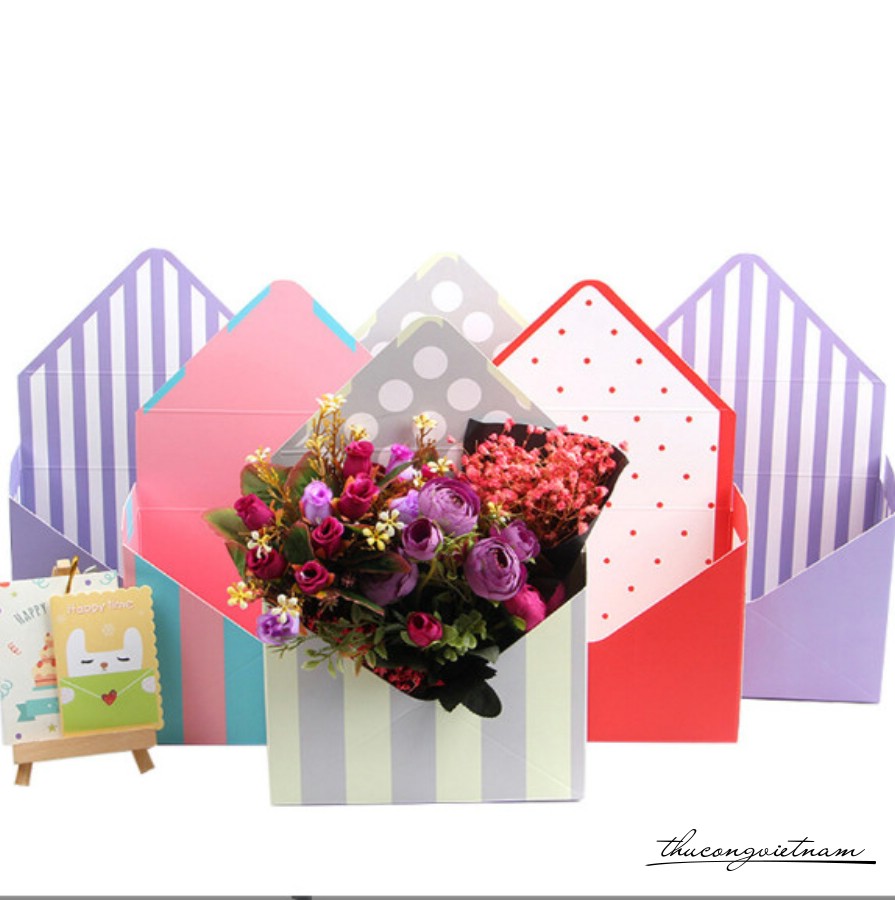 Hộp Giấy Phong Thư (20*16*7cm)