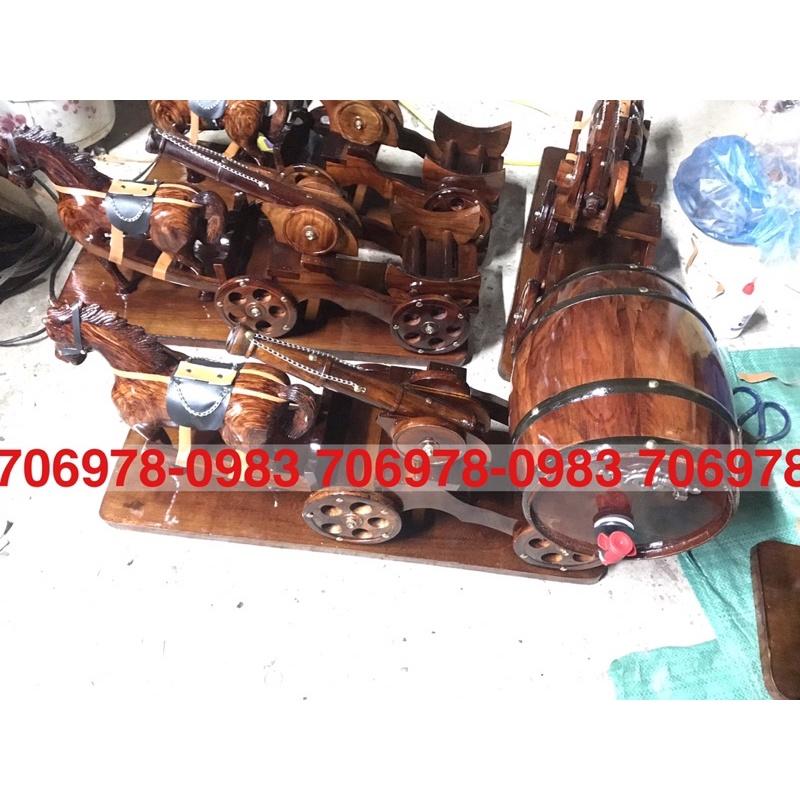Xe ngựa kéo pha.ó đơn