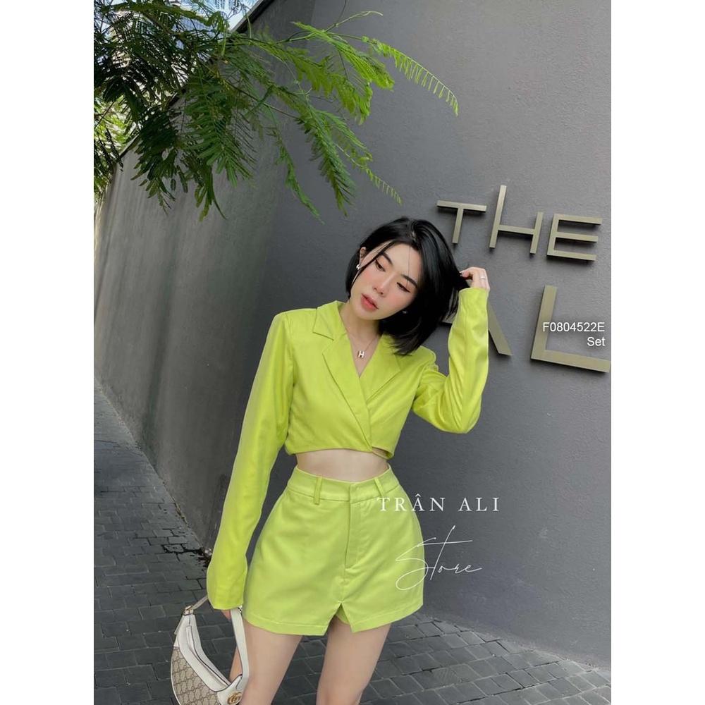 Set áo vest croptop tay dài phối quần giả váy