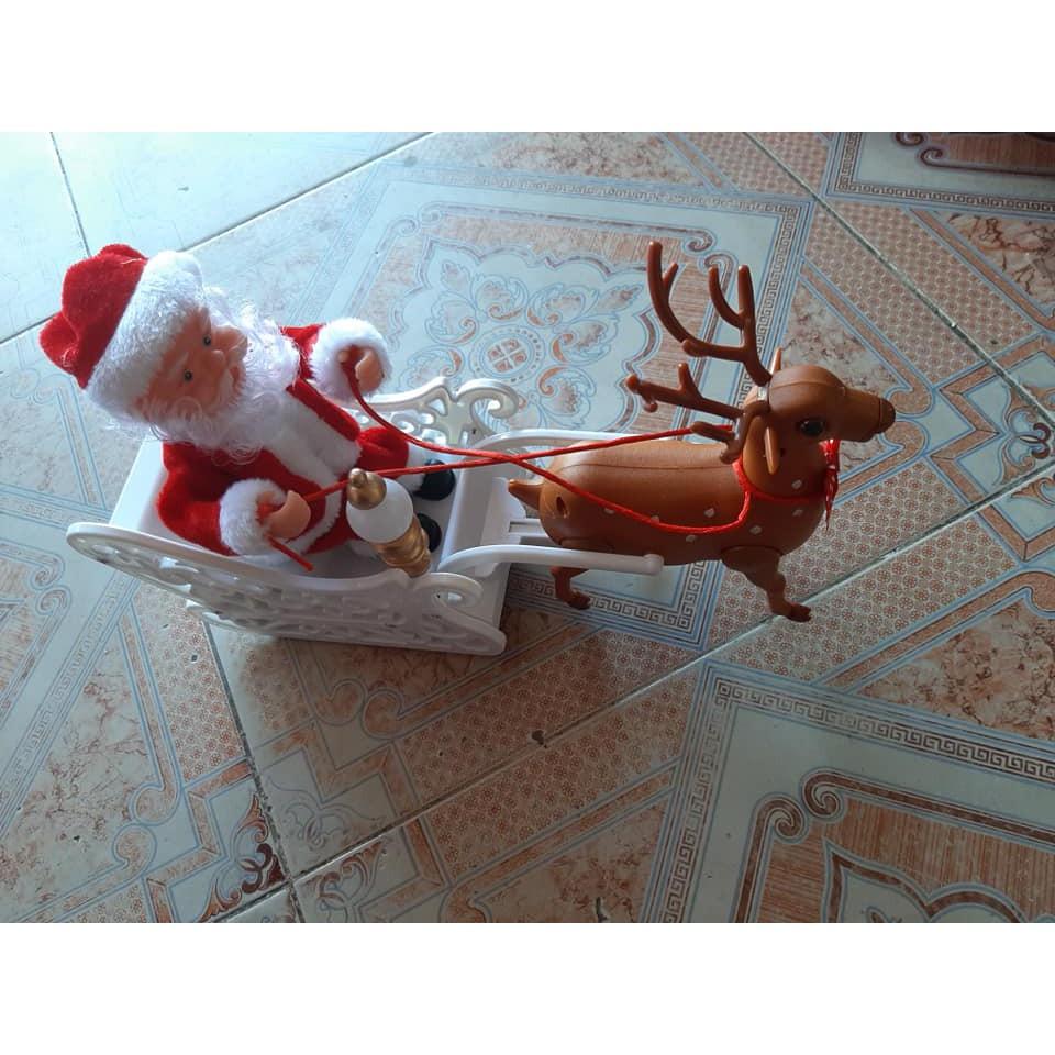 Ông già noel cưỡi cỗ xe tuần lộc chạy pin trang trí Giáng sinh làm quà tặng cho bé chơi Noel