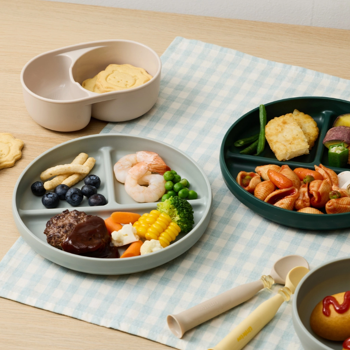 Bộ 2 Dĩa Chống Trượt LocknLock Little Luv Cho Bé HPP962 - Hàng Chính Hãng