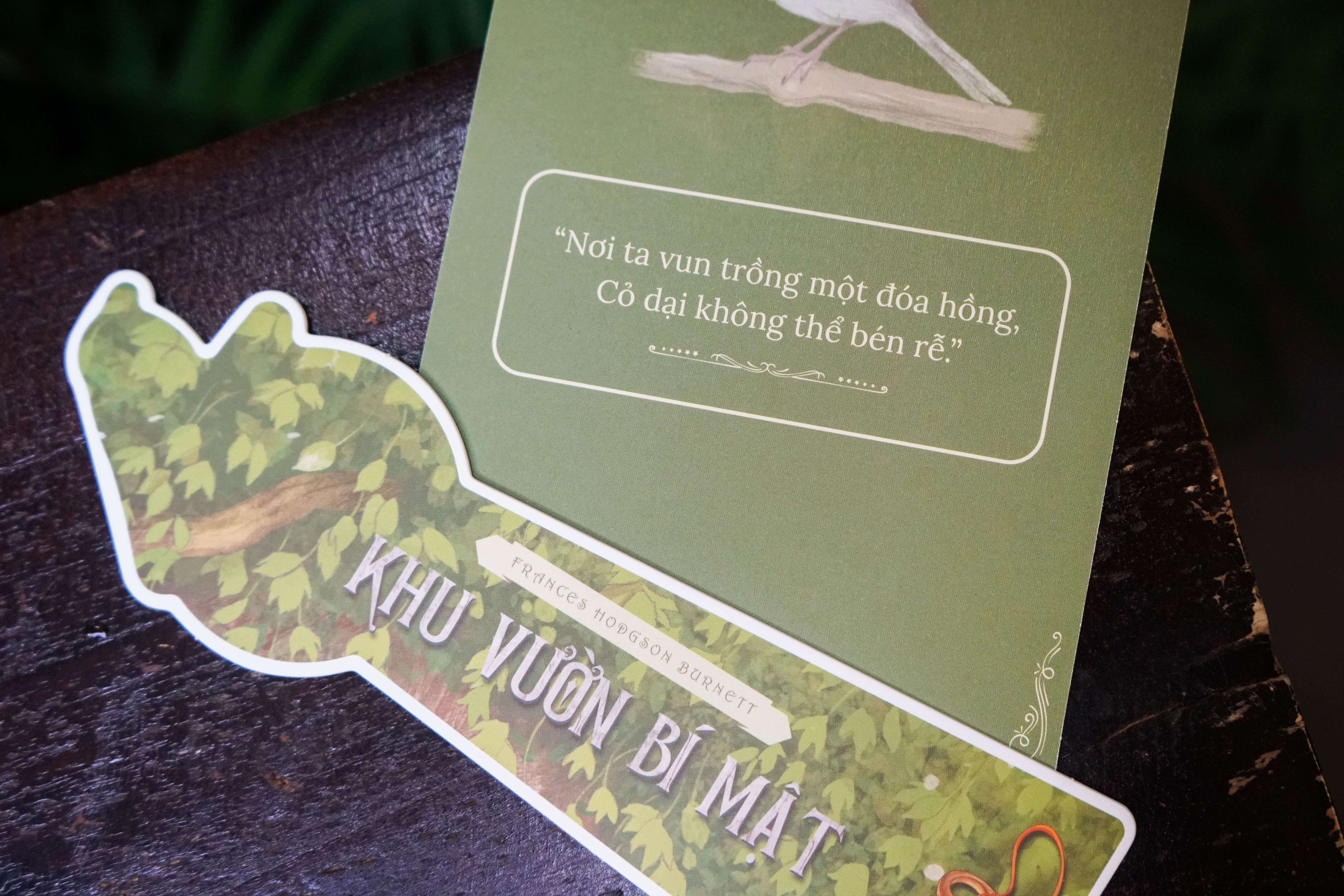 Sách Khu Vườn Bí Mật