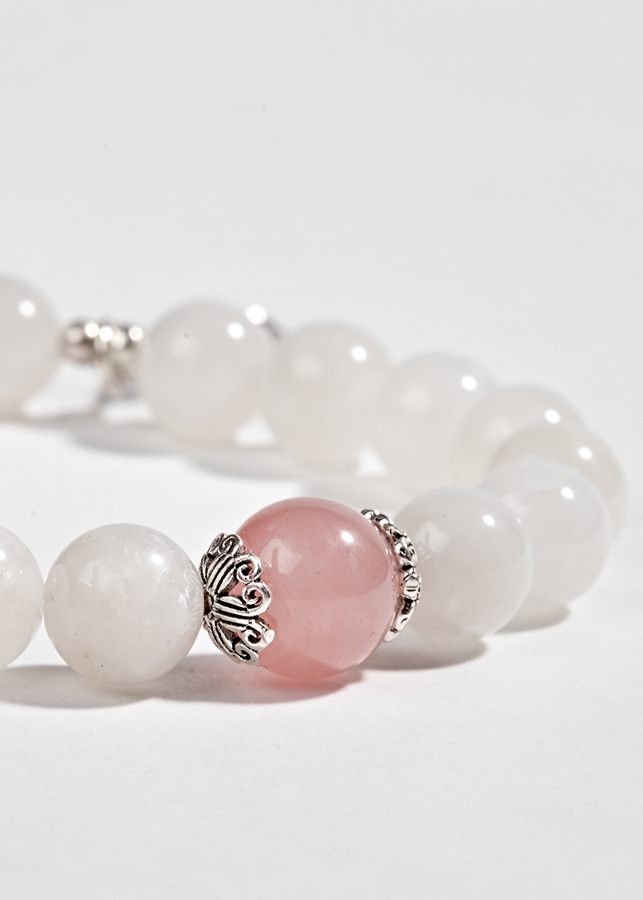 Vòng Đá Xà Cừ Trắng Phối Charm Bạc Ngọc Quý Gemstones