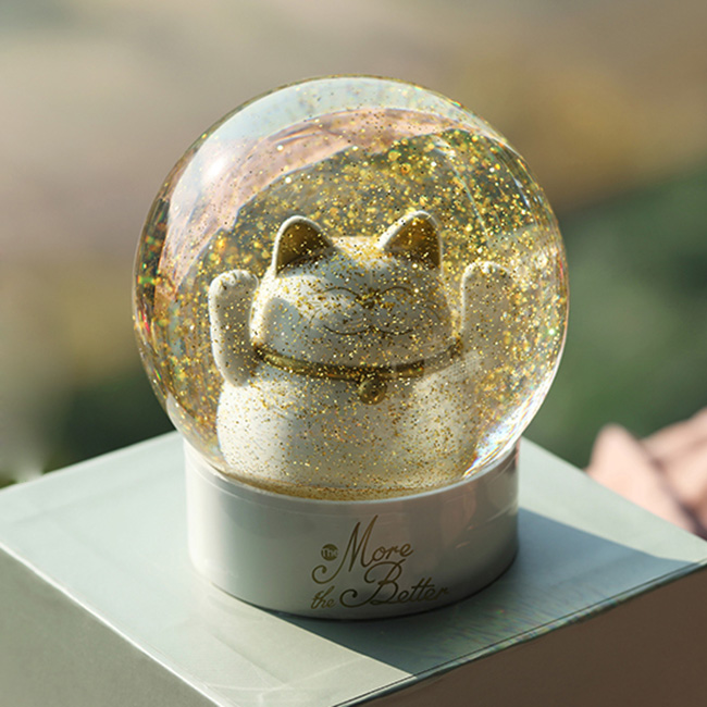 quả cầu mèo thần tài