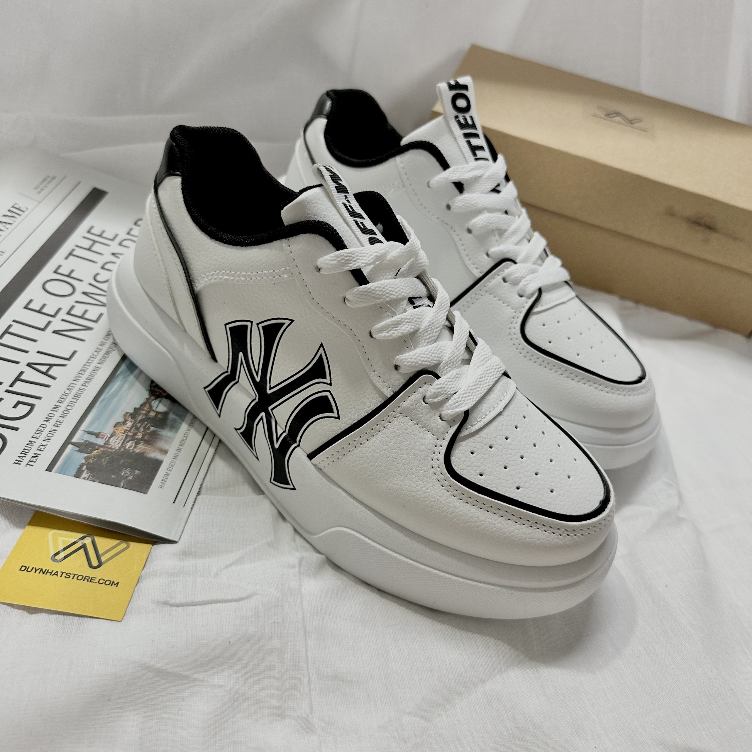 Giày Thể Thao Nữ Nam Màu Trắng Trơn Phối Gót Đen Duy Nhật Store Mc Queen NY Bonsai Uzzang Đẹp Độn 4cm Êm Sneaker Bata