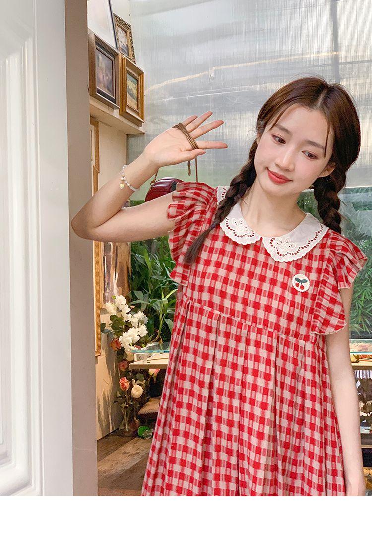 CHENGRUI Vintage búp bê cổ cherry thêu đầm mùa hè 2023 lỏng lẻo ngọt ngào thiết kế cảm giác váy sọc đỏ