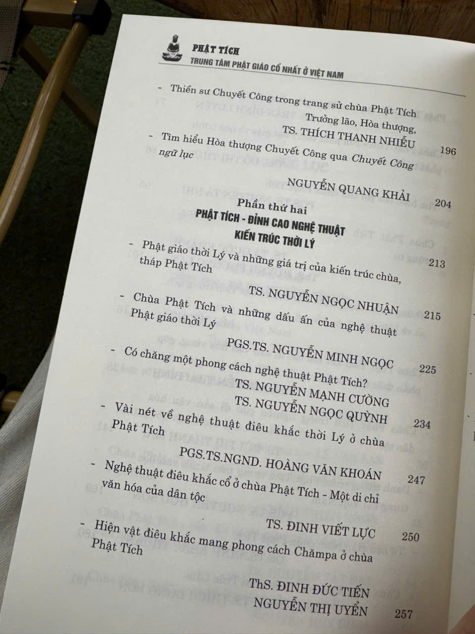 PHẬT TÍCH - TRUNG TÂM PHẬT GIÁO CỔ NHẤT Ở VIỆT NAM – NXB Chính trị quốc gia sự thật