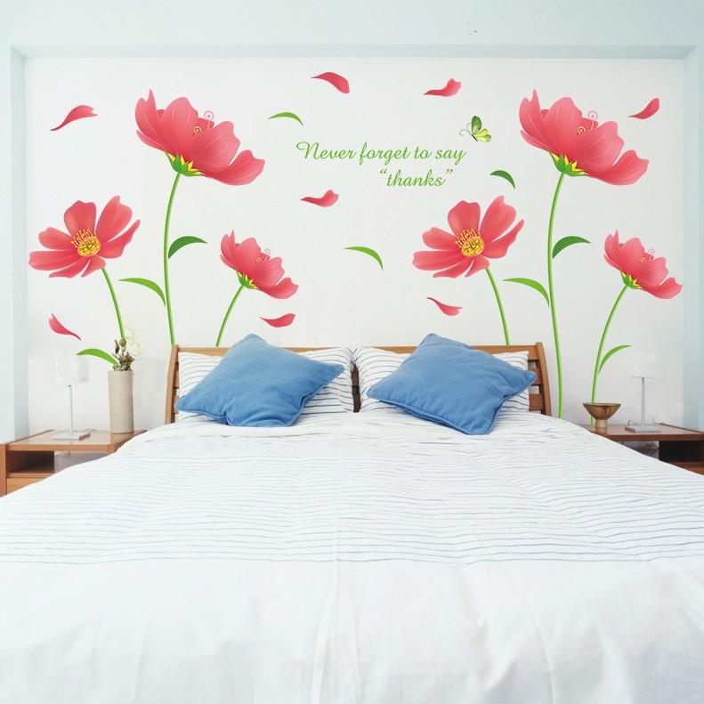 Decal dán tường hoa đỏ cánh mỏng
