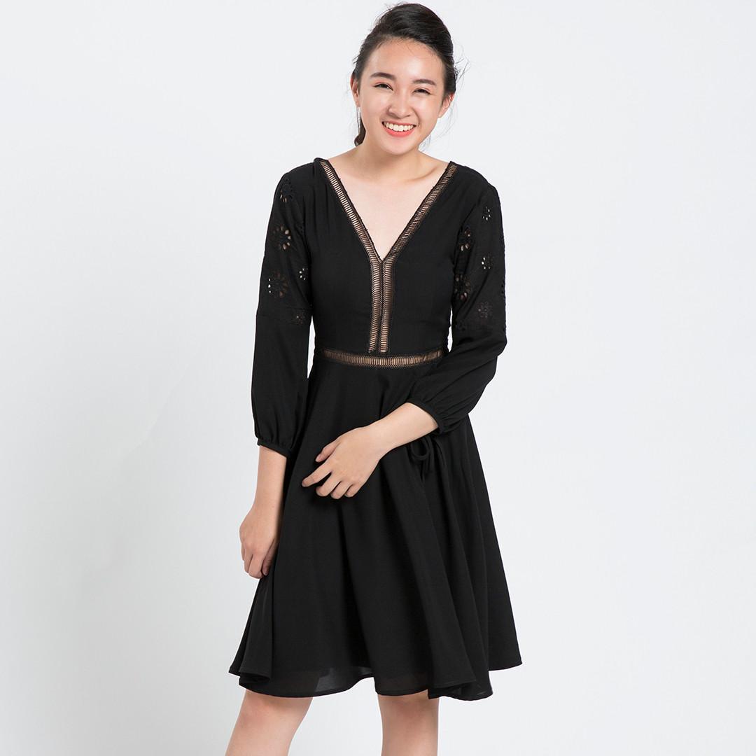 Đầm Xòe Hity DRE075 Fit &amp; Flare (Đen Huyền Bí)
