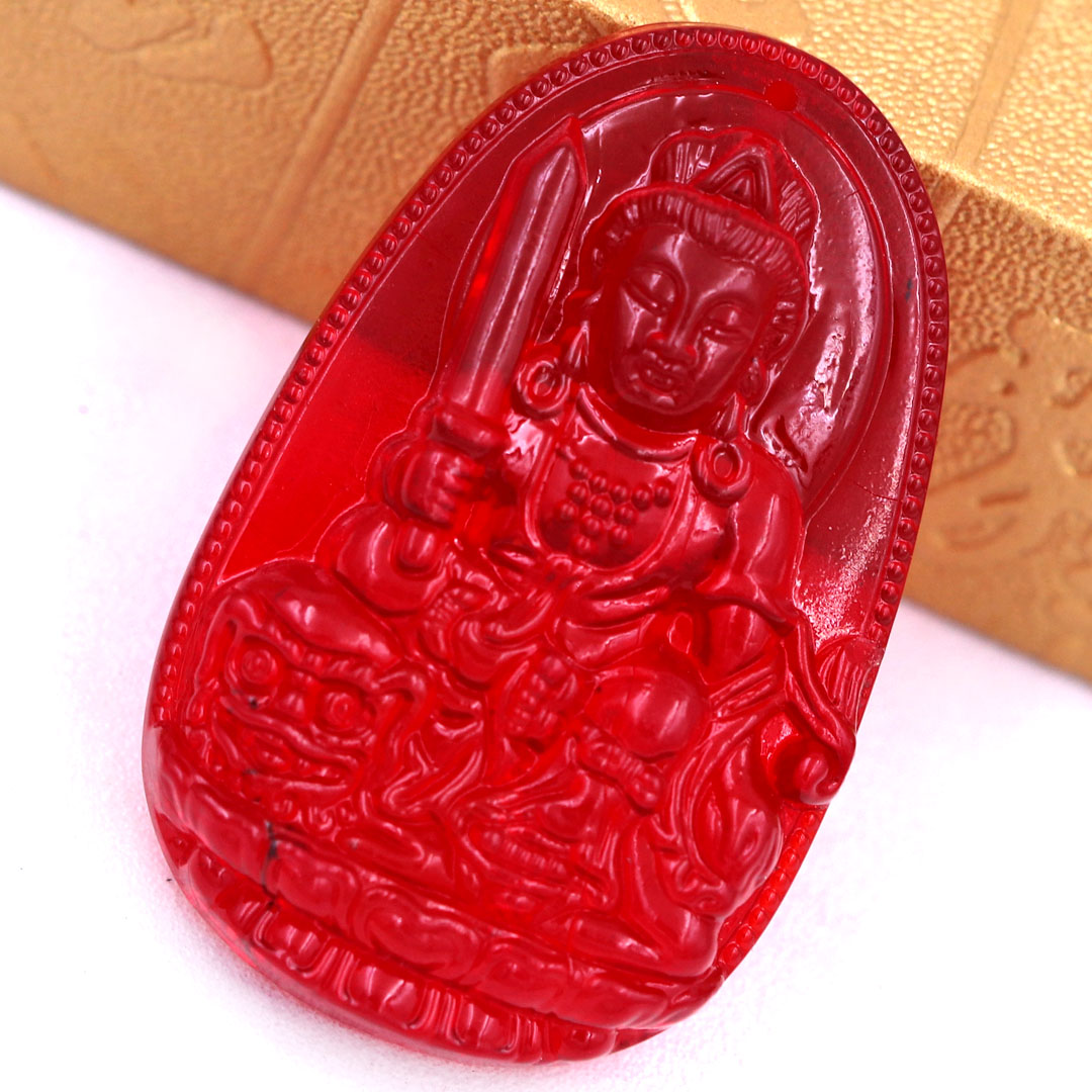 Mặt Phật Văn thù pha lê đỏ 3.6 cm kèm móc và vòng cổ dây cao su đỏ, Mặt Phật bản mệnh