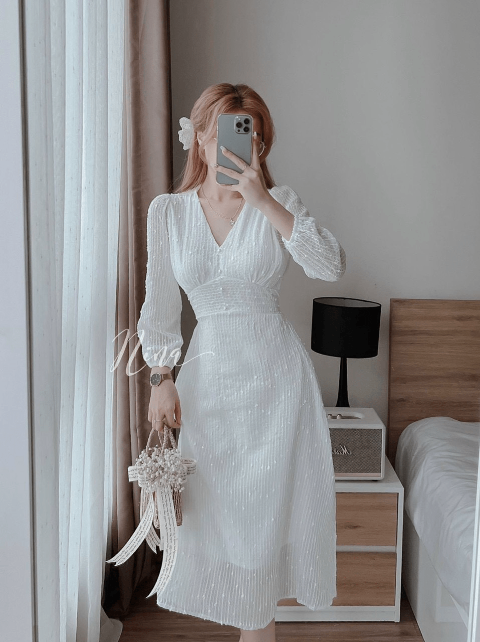 Đầm trắng nữ tay dài nút ngọc vải kim tuyến